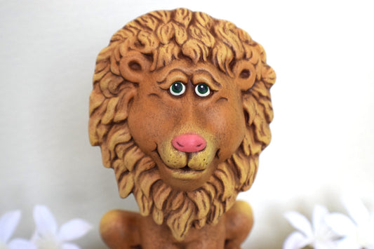 Lion Bobble Head | King of the Lions Nursery Decor | Lion Party Baby Shower | Safari Nursery | Zoo Animal Nursery Gift for Baby - Teresa's Ceramics