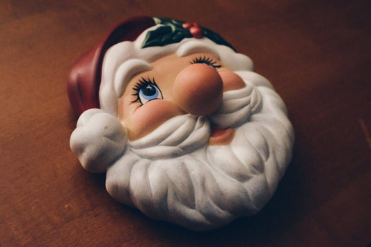 Santa Ceramic Music Box - Baby's First Christmas - plays I Saw Mommy kissing Santa Claus - Santa Clause Decor - Santa Collectible - Gift for