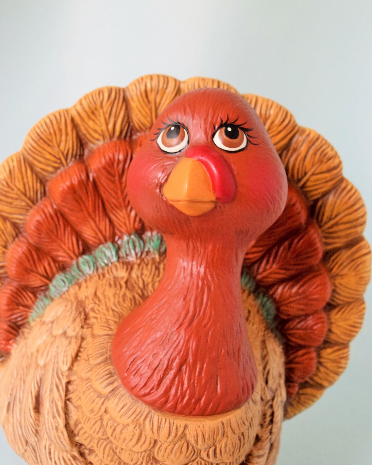 Festive Ceramic Turkey Centerpiece - Thanksgiving Table Decor for Autumn Gatherings & Holiday Celebrations