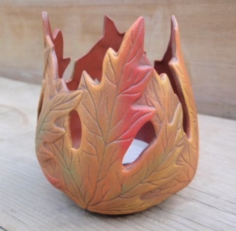 Ceramic Maple Leaf Candle Holder: Autumn Wedding Centerpiece | Fall Decor for Tables & Celebrations