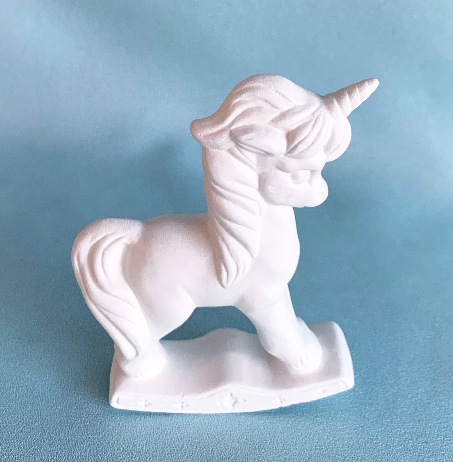 Ceramic Bisque Rocking Horse Keepsake: DIY Painting Project for Kids - Vintage-Inspired Knick-Knack Gift