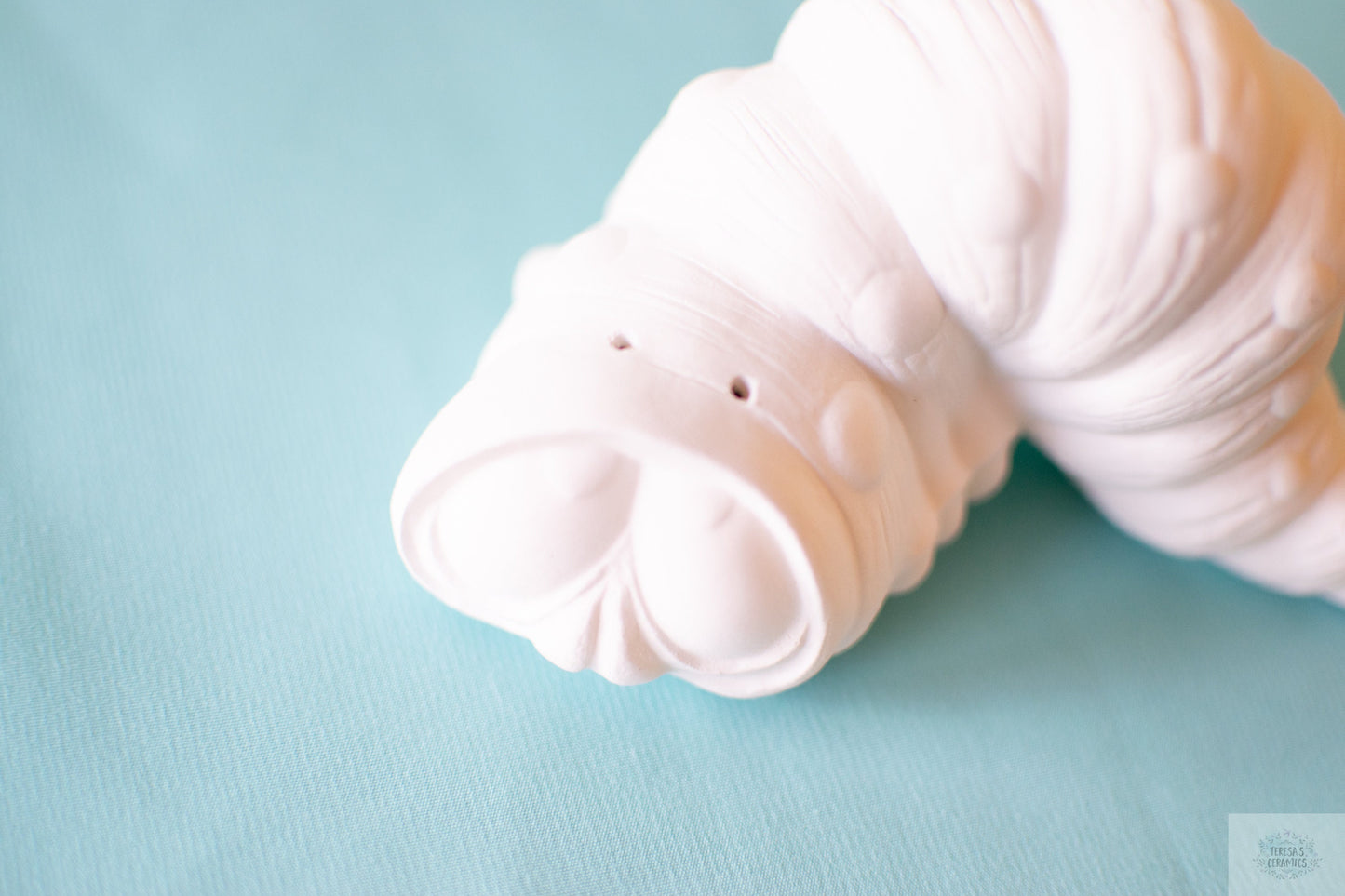 DIY Ceramic Garden Worm: Unpainted Bisque Sculpture for Patio, Yard & Potted Plant Decor