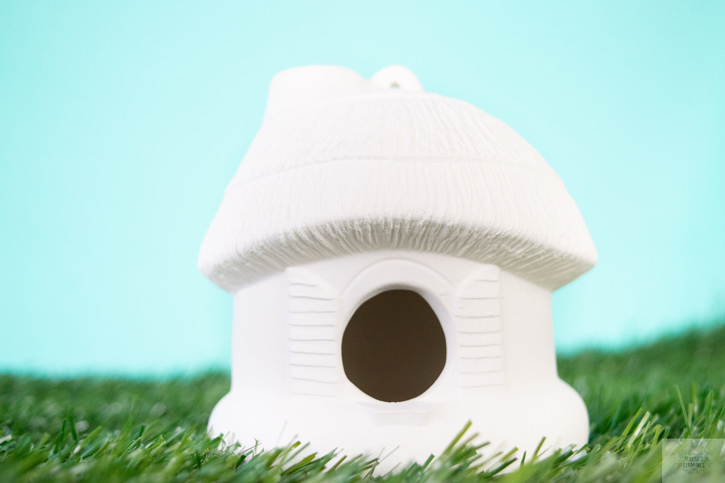 Thatched Bisque Birdhouse: Boho Outdoor Decor, DIY Paint Project, Handmade Ceramic Garden Accent