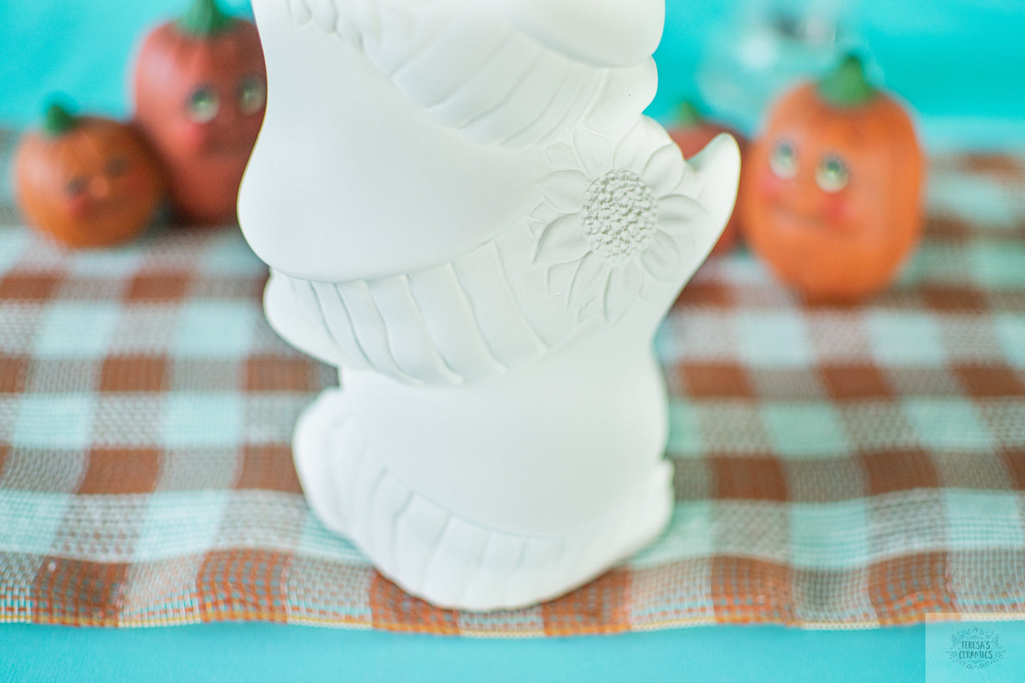 Sunflower Stack Gnomes: Whimsical Fall Garden Decor & Thanksgiving Centerpiece for Woodland Enthusiasts