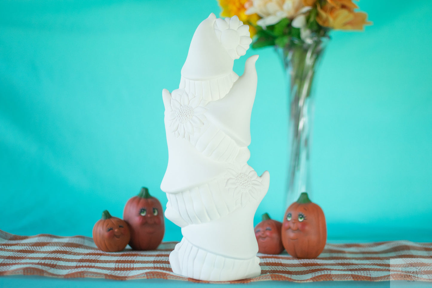 Sunflower Stack Gnomes: Whimsical Fall Garden Decor & Thanksgiving Centerpiece for Woodland Enthusiasts