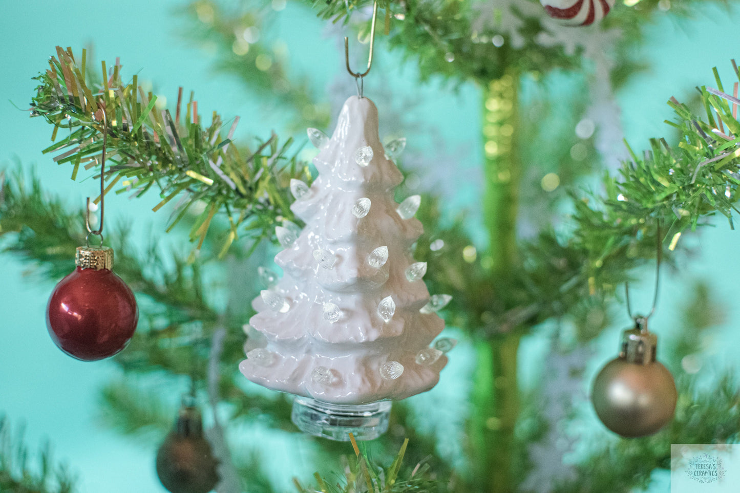 Illuminated Ceramic Mini Christmas Tree Ornament - Vintage-Inspired Heirloom Holiday Decoration Gift