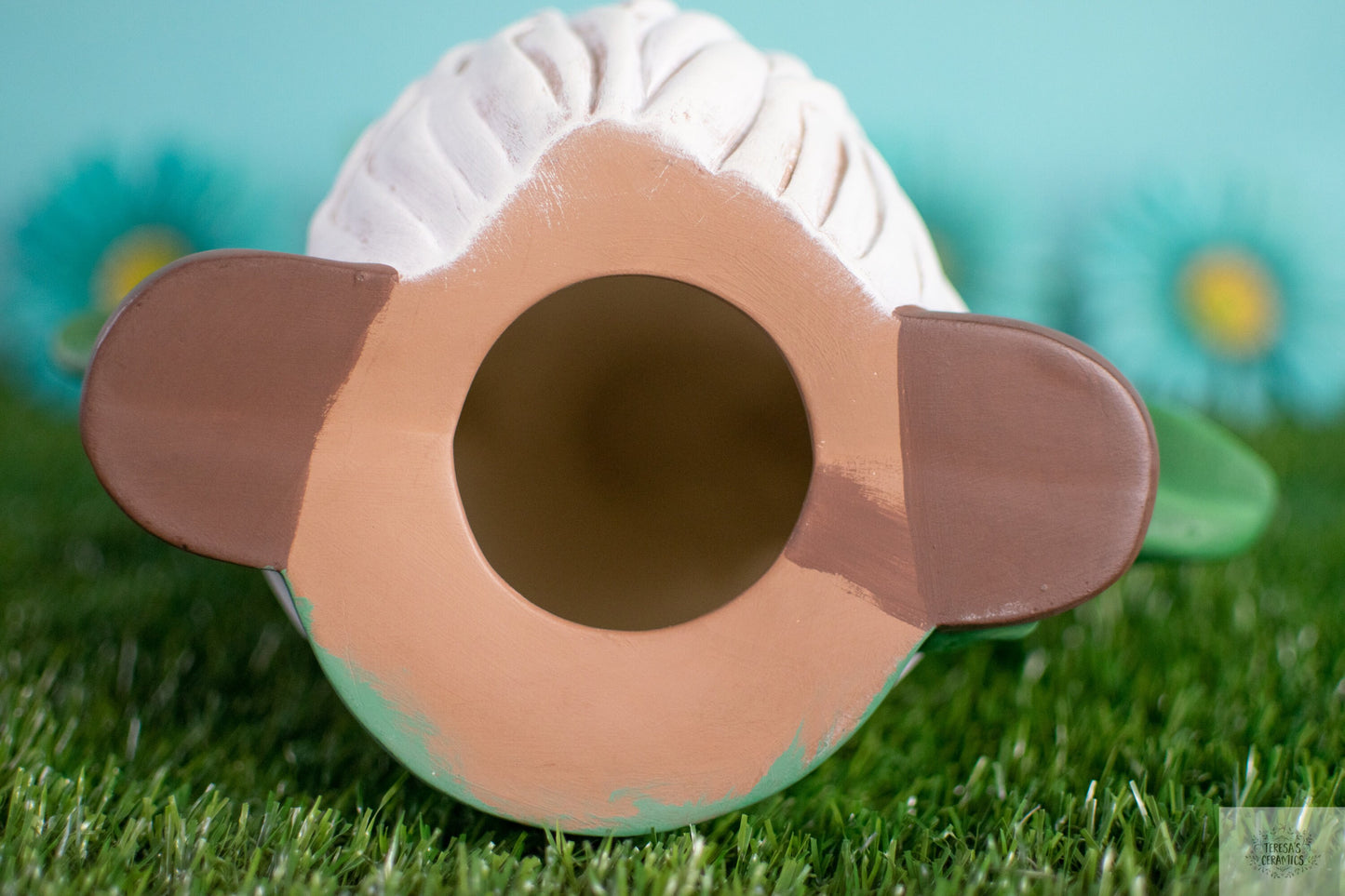 Cheerful Sunflower Garden Gnome Statue: Whimsical Clay Decor for Outdoor Spaces & Father's Day