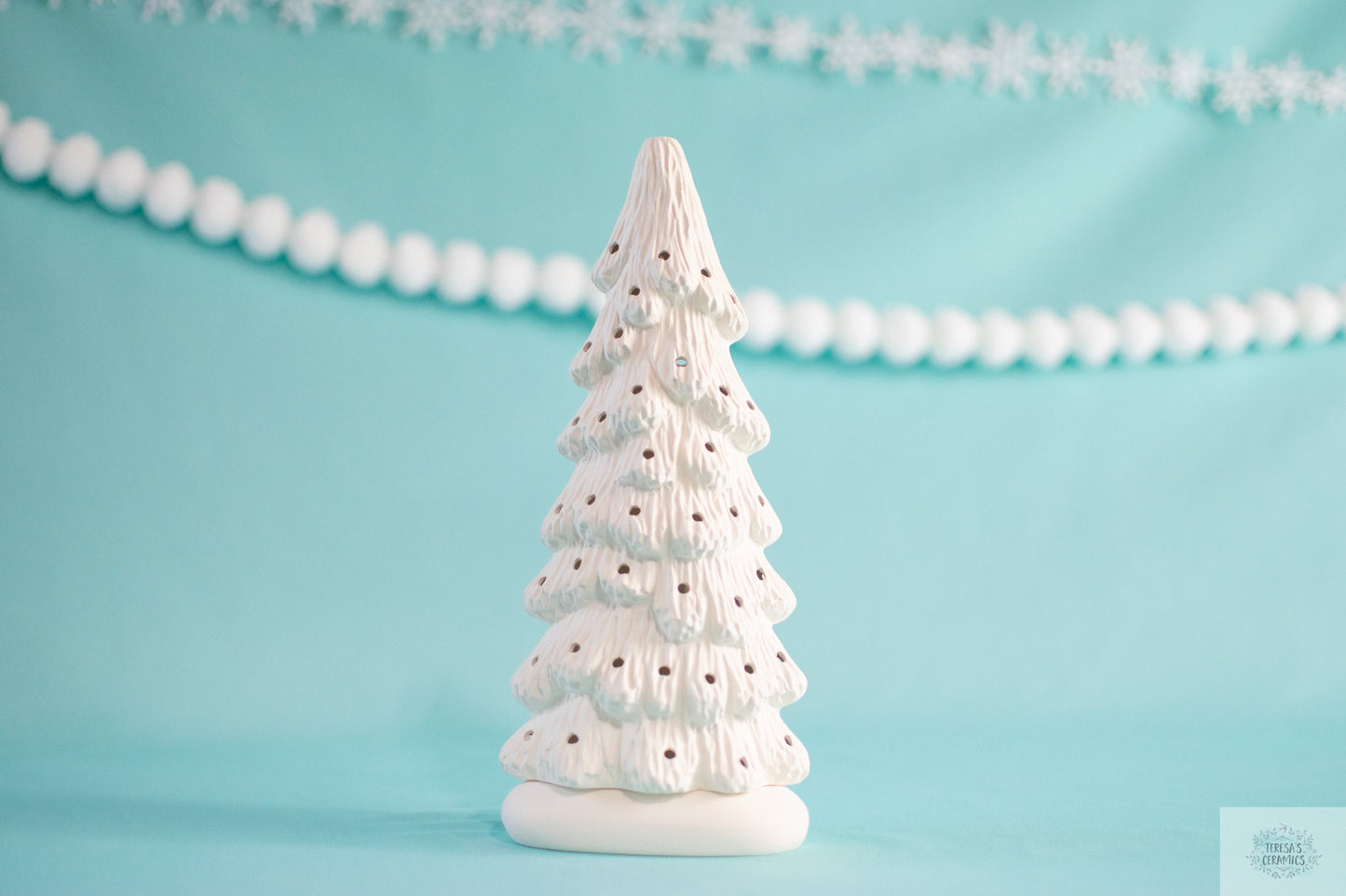 9-inch Slim Ceramic Christmas Tree Bisque - DIY Paintable Vintage-Style Holiday Decoration