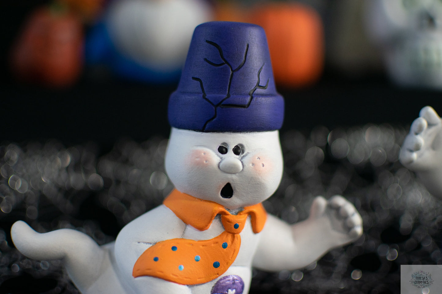 Whimsical Ceramic Ghost Trio: Terracotta Garden Statues, Indoor Decor & Halloween Cake Toppers