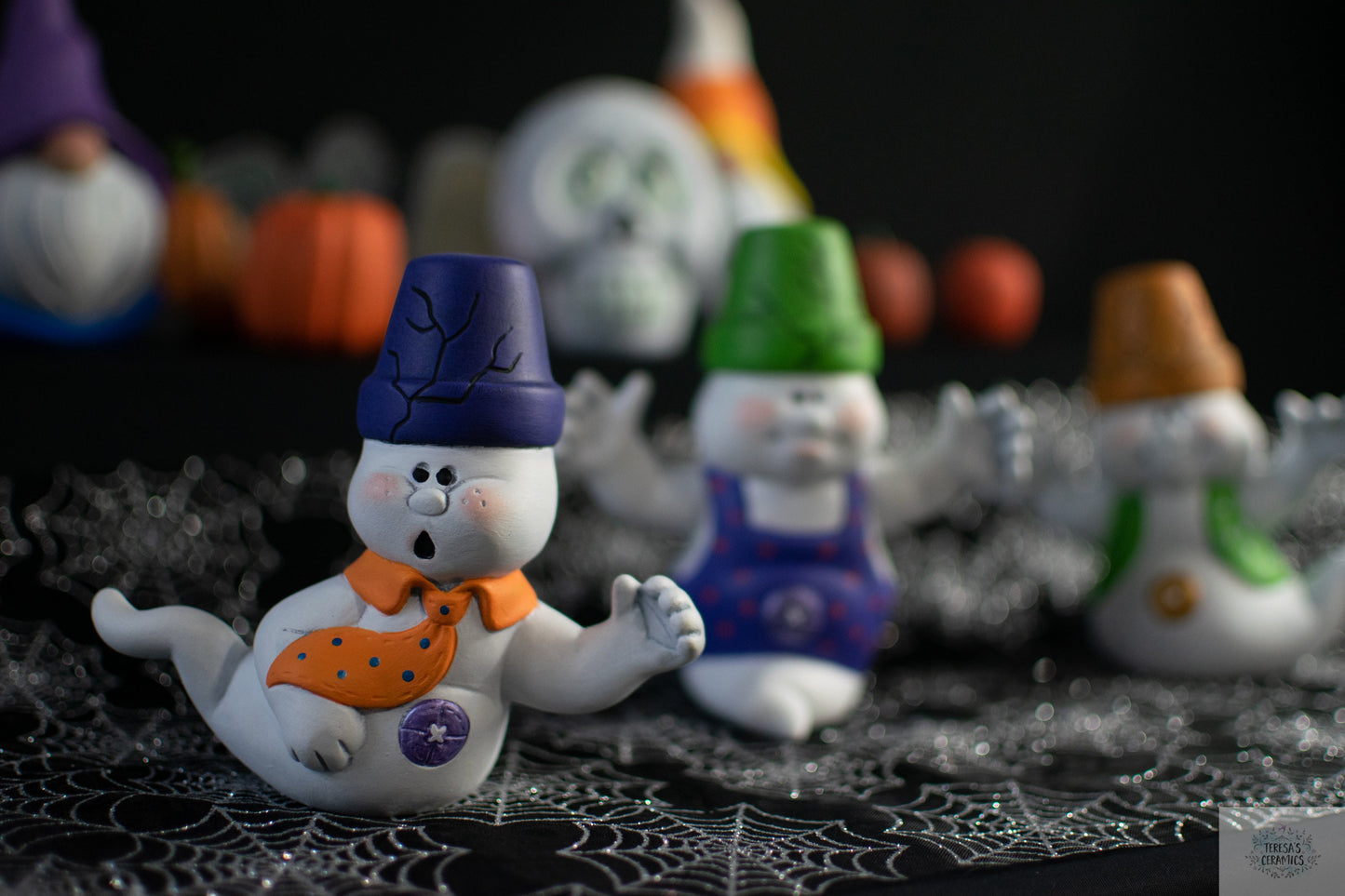 Whimsical Ceramic Ghost Trio: Terracotta Garden Statues, Indoor Decor & Halloween Cake Toppers