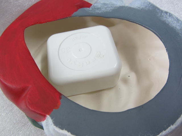 Santa Ceramic Music Box - Baby's First Christmas - plays I Saw Mommy kissing Santa Claus - Santa Clause Decor - Santa Collectible - Gift for