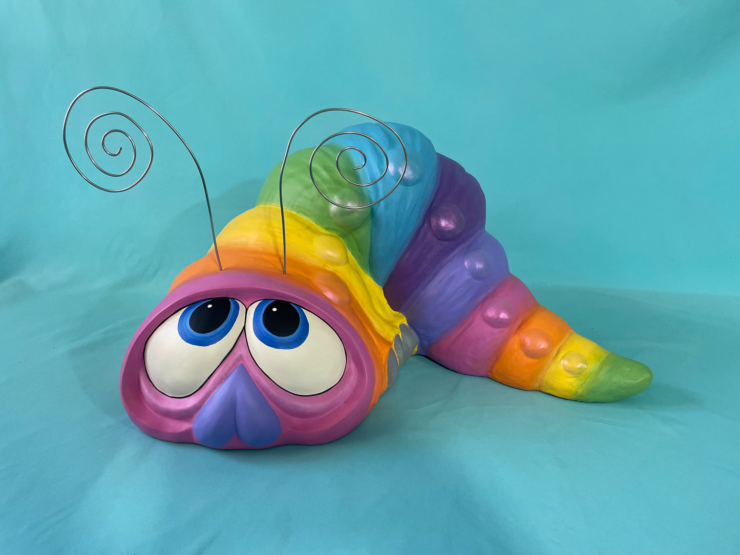 Whimsical Giant Ceramic Garden Worm Statue - Unique Patio Sculpture for Outdoor Landscape Decor