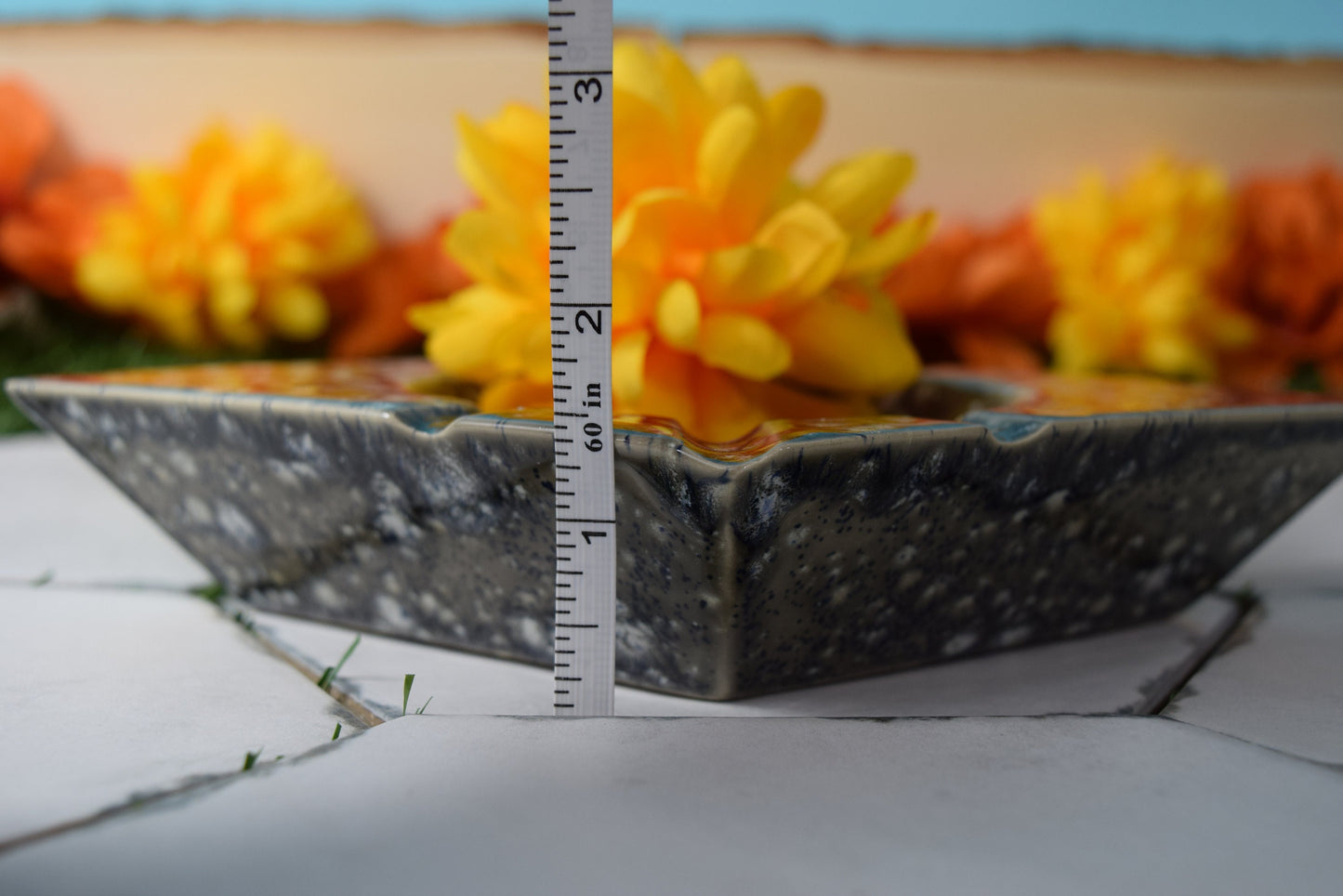 Vintage-Inspired Diamond Ashtray: Geometric Catchall for Keys, Rings & Trinkets - Unique Housewarming Gift
