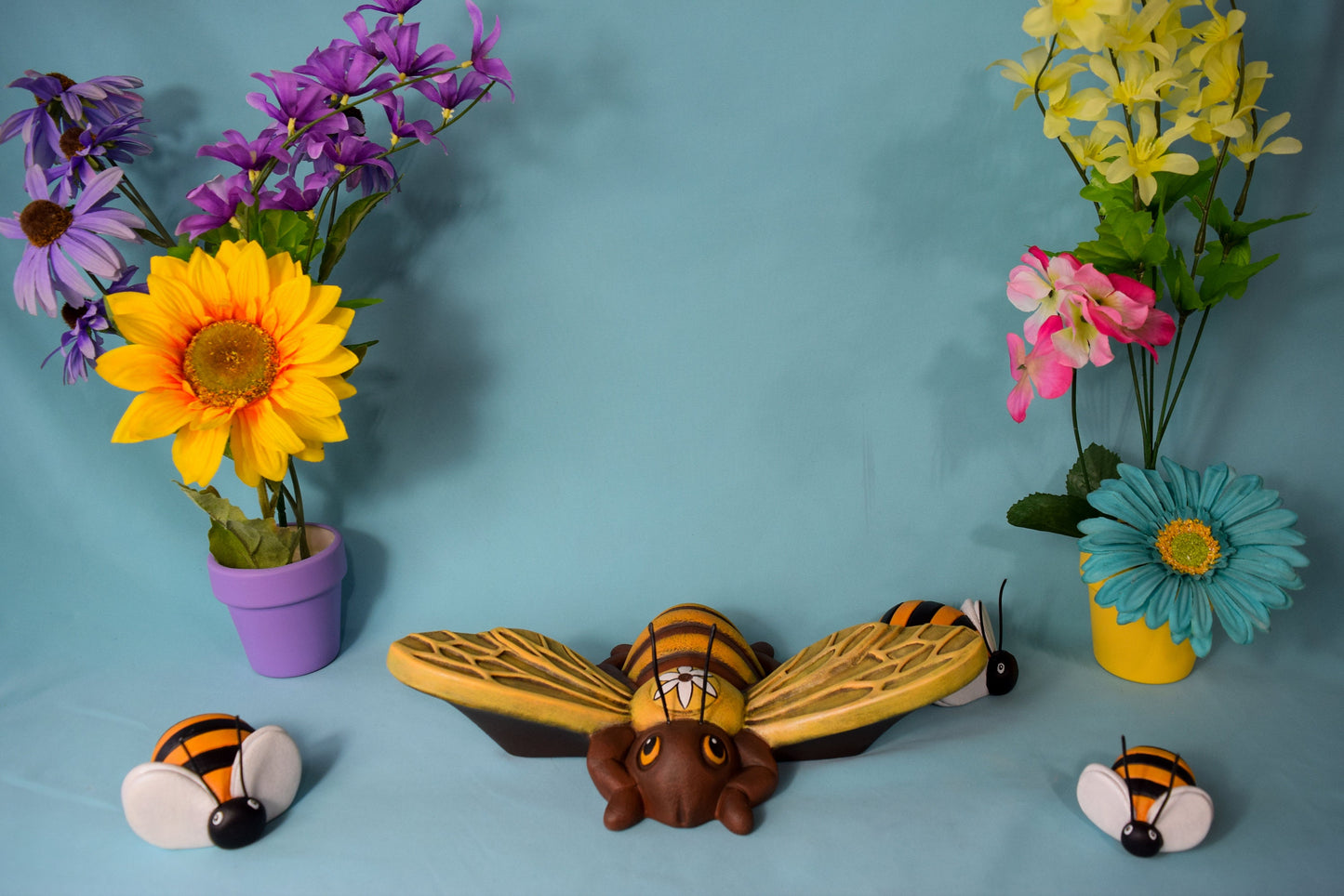 Large Honey Bee Wall Hanging | Big Bee Fence Art | Garden Bumblebee | Flower Bee Yard Art