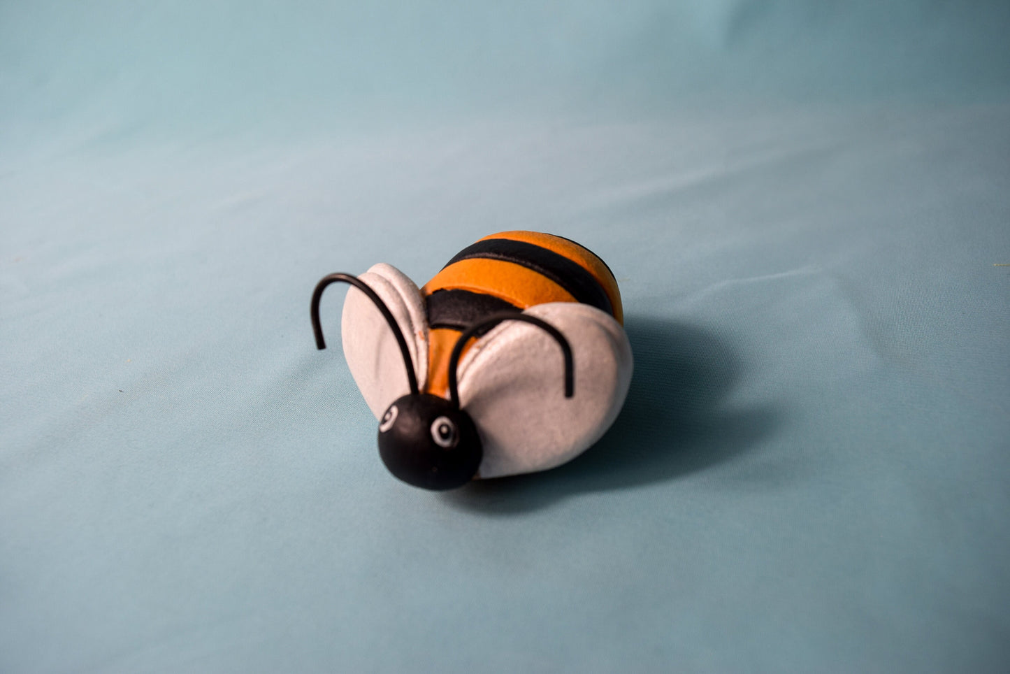 Set of 3 Small Bee Charms for Garden Decor, Yard Art & Father's Day Gift - Bumblebee Ornaments