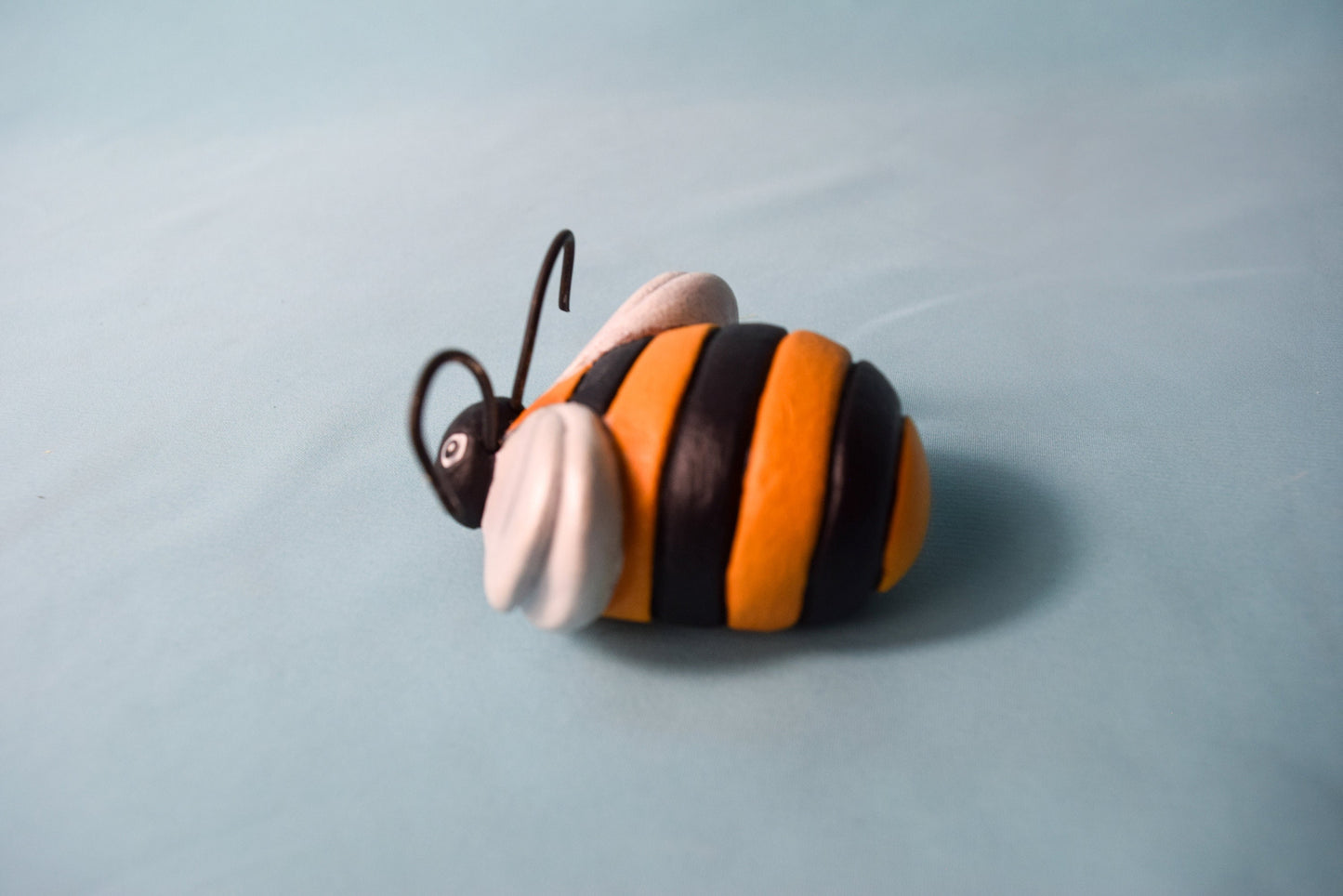 Set of 3 Small Bee Charms for Garden Decor, Yard Art & Father's Day Gift - Bumblebee Ornaments