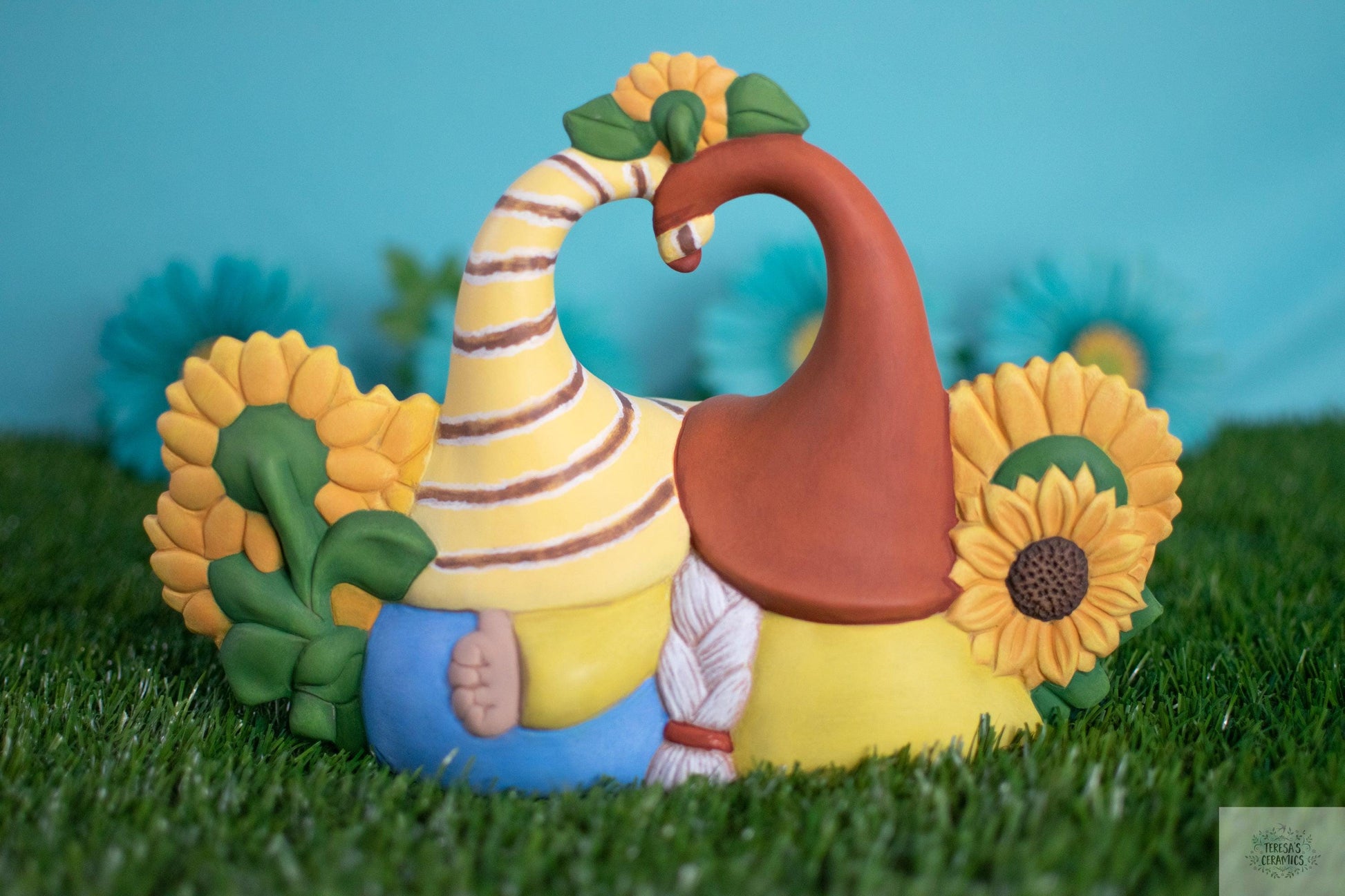 Sunflower Gnome Lovers | Garden Gnome Gift | Support Ukraine - Teresa's Ceramics