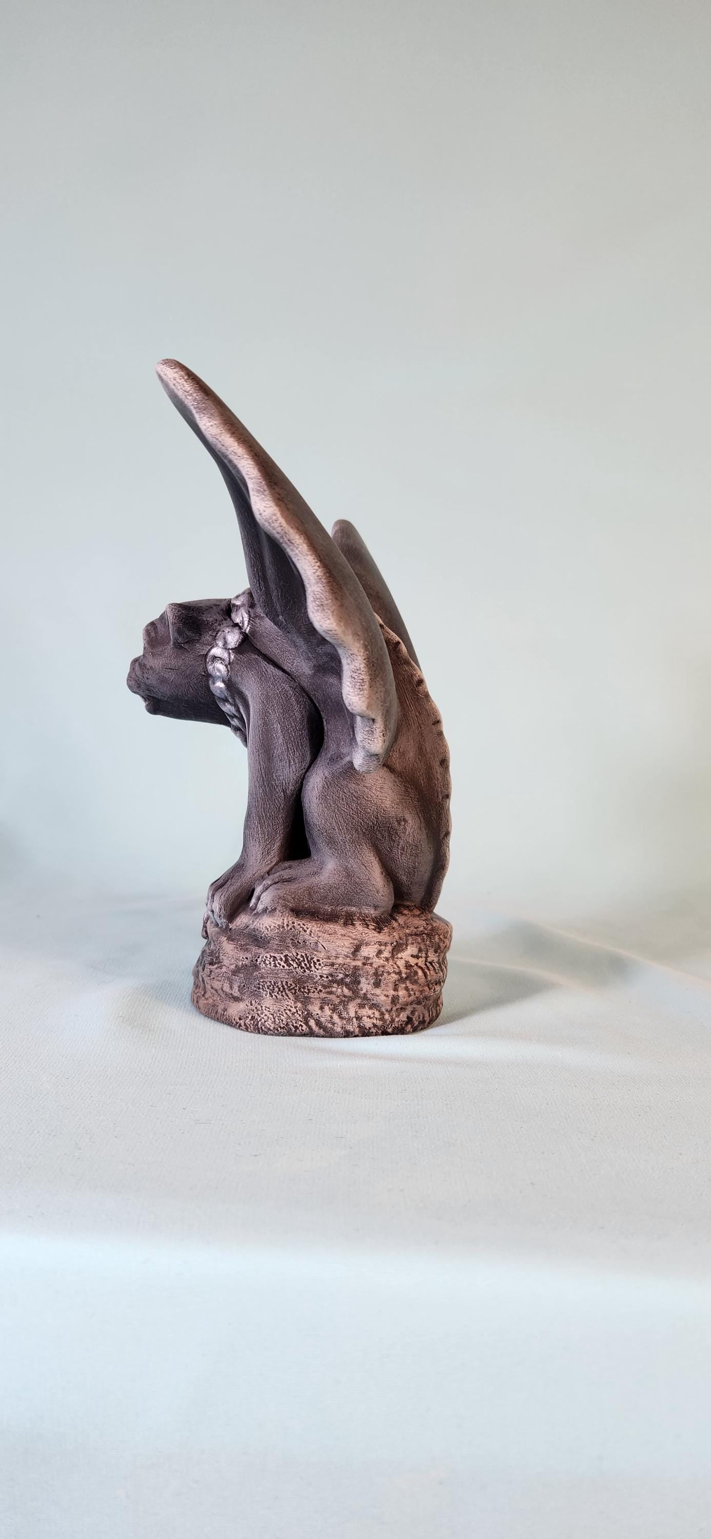 Renaissance Winged Bulldog Gargoyle Statue: Gray Mythical Creature for Garden, Halloween & Spooky Decor