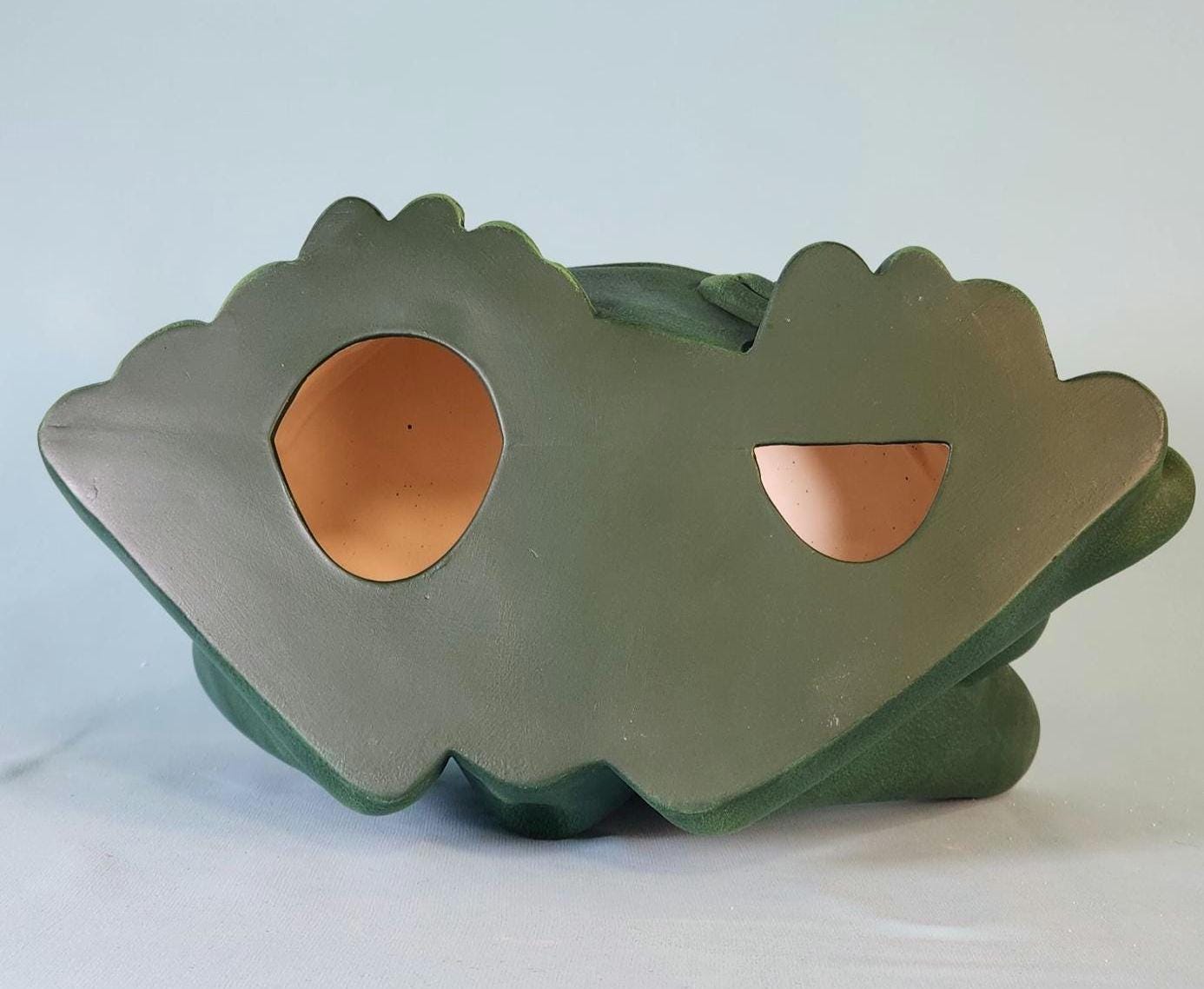 Oversized Ceramic Frog Statue: Large Thinking Frog for Garden Decor, Patio Sculpture & Home Accent