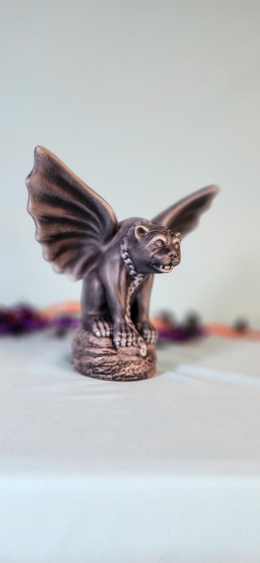 Renaissance Winged Bulldog Gargoyle Statue: Gray Mythical Creature for Garden, Halloween & Spooky Decor