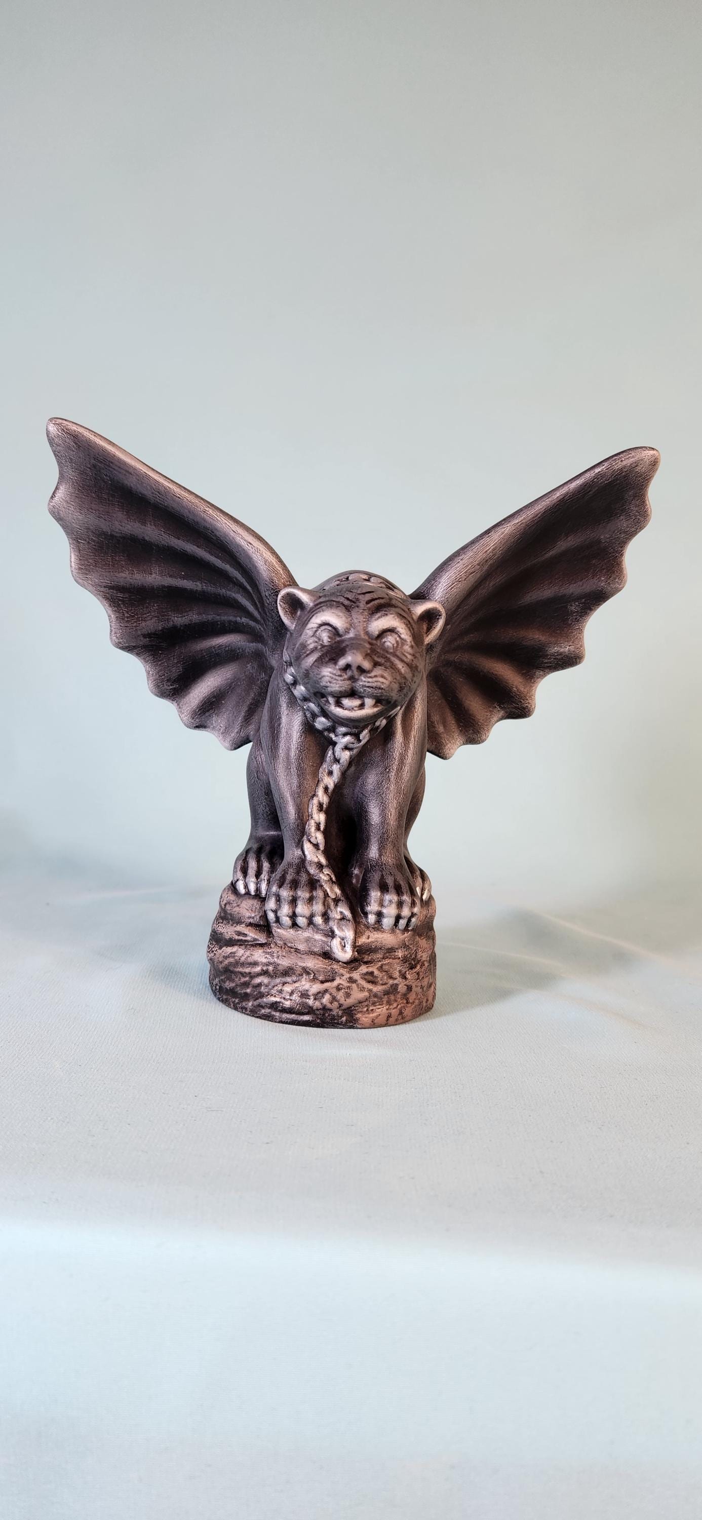 Renaissance Winged Bulldog Gargoyle Statue: Gray Mythical Creature for Garden, Halloween & Spooky Decor