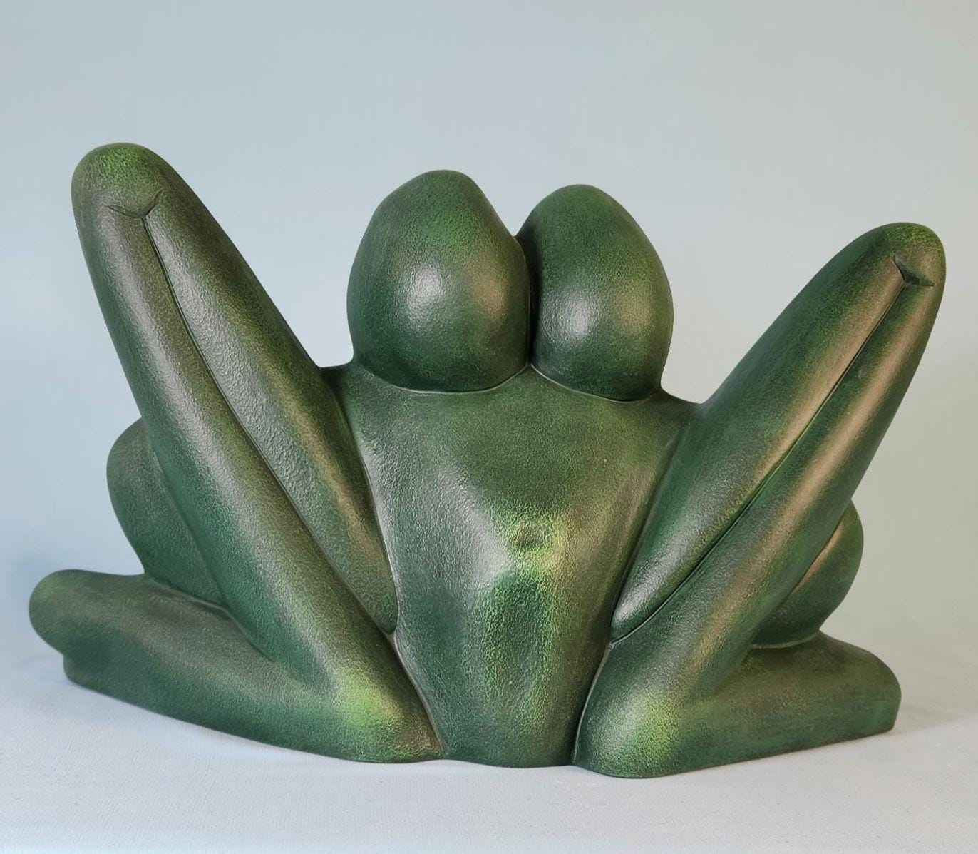 Oversized Ceramic Frog Statue: Large Thinking Frog for Garden Decor, Patio Sculpture & Home Accent