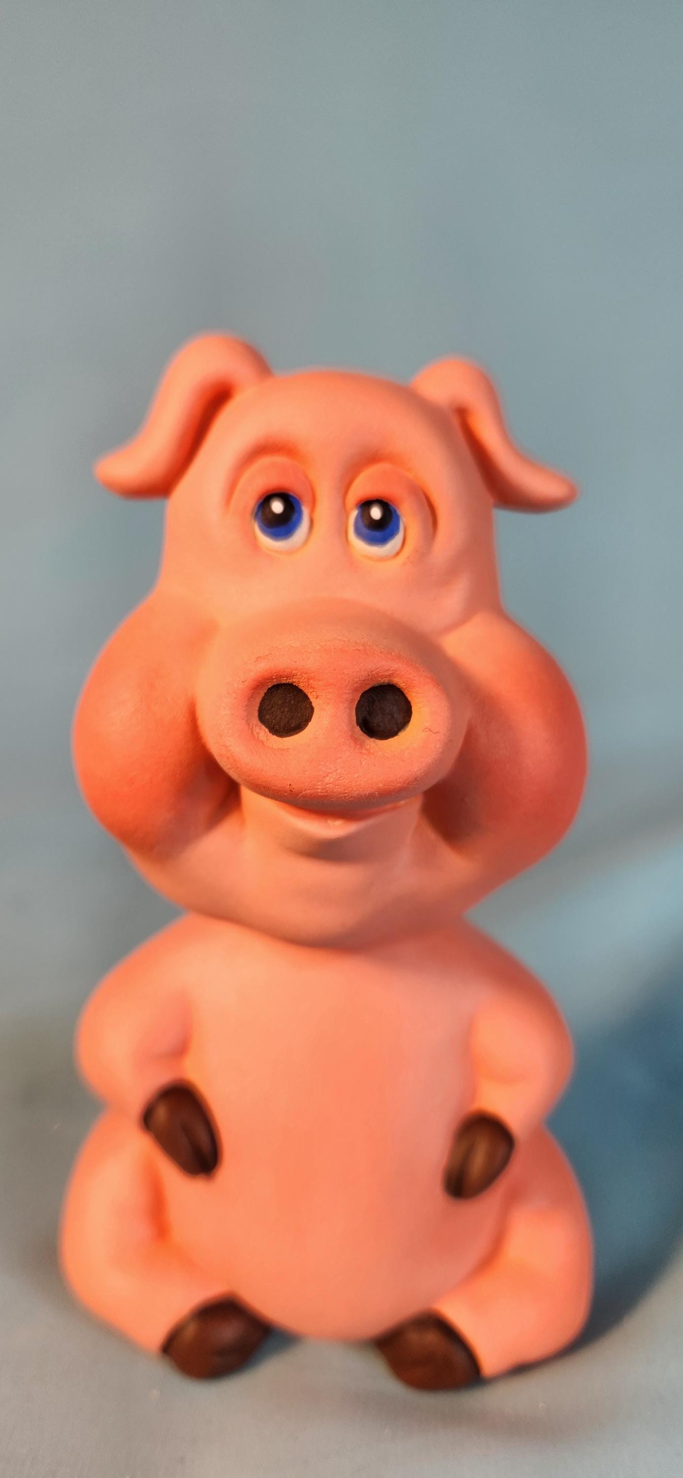 Adorable Chubs Pig Bobblehead Figurine - Cute Farmyard Animal Desk Decor with Nodding Head