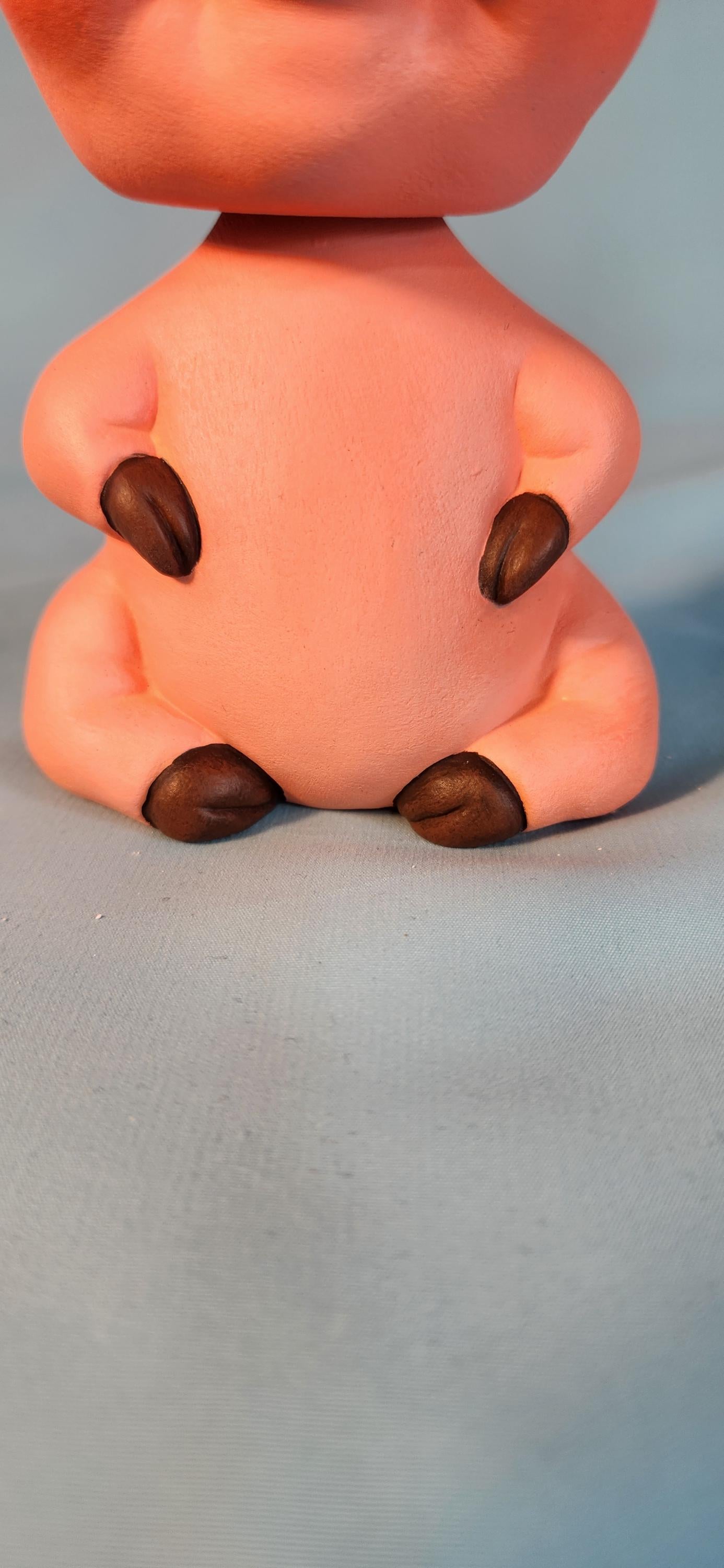 Adorable Chubs Pig Bobblehead Figurine - Cute Farmyard Animal Desk Decor with Nodding Head