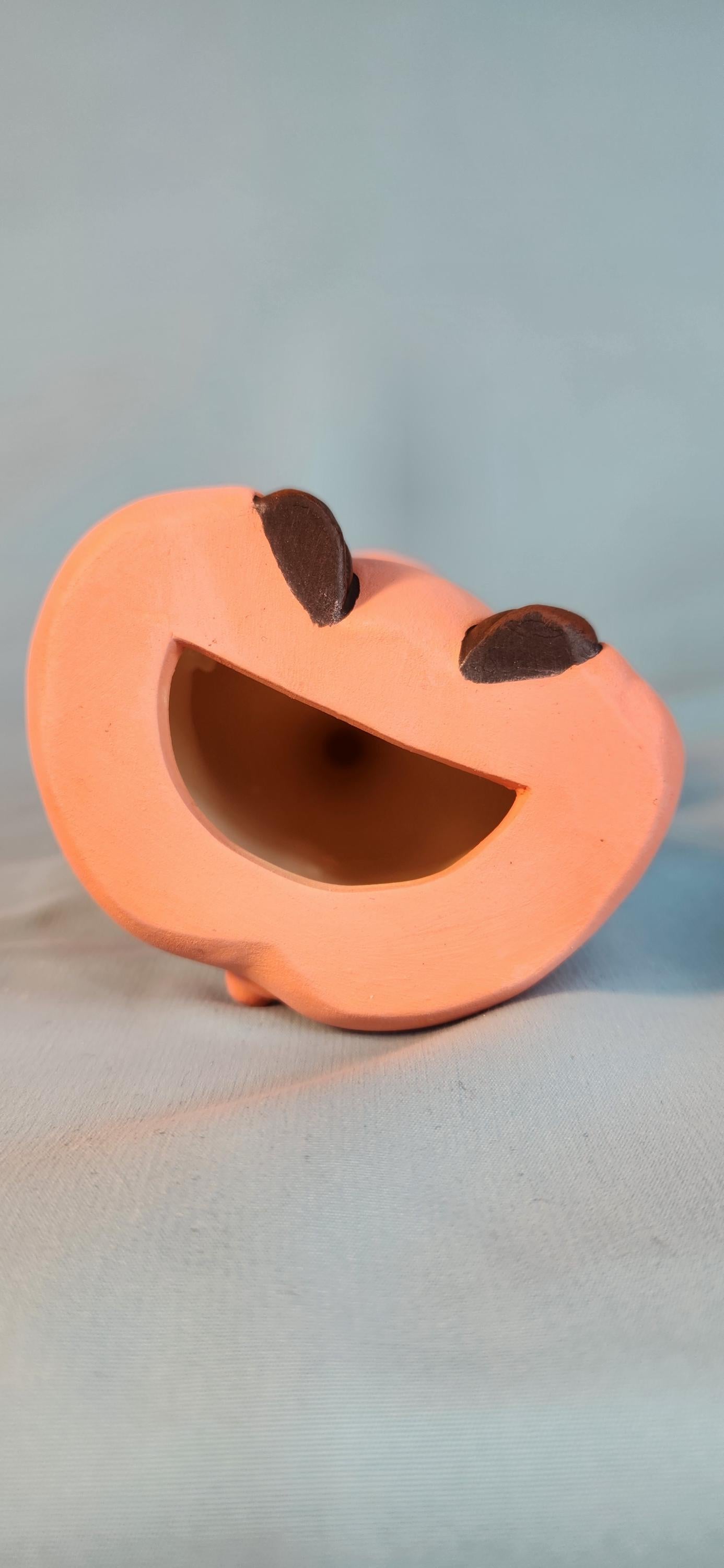 Adorable Chubs Pig Bobblehead Figurine - Cute Farmyard Animal Desk Decor with Nodding Head