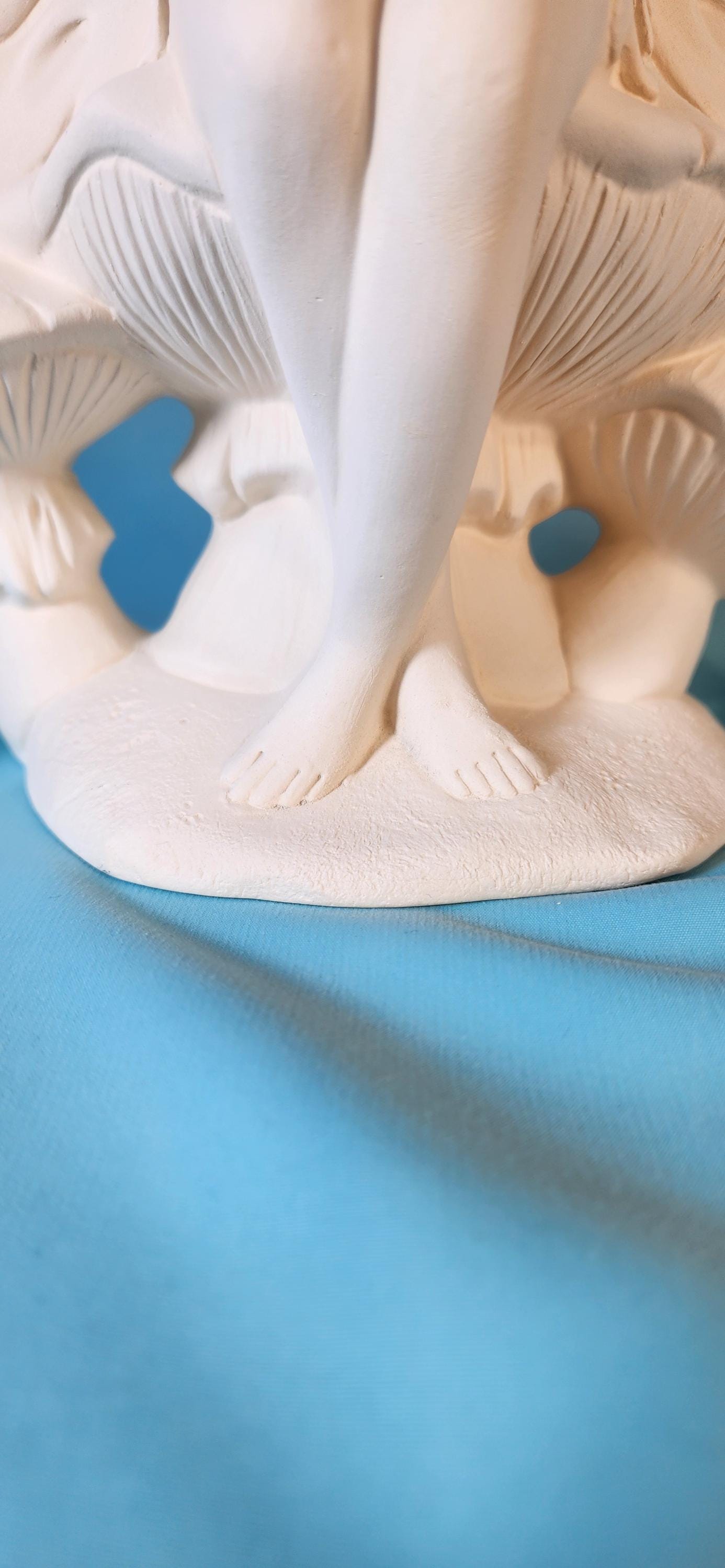 Whimsical Unpainted Fairy Mushroom Statue - DIY Garden Sculpture, Miniature Figurine for Patio Decor