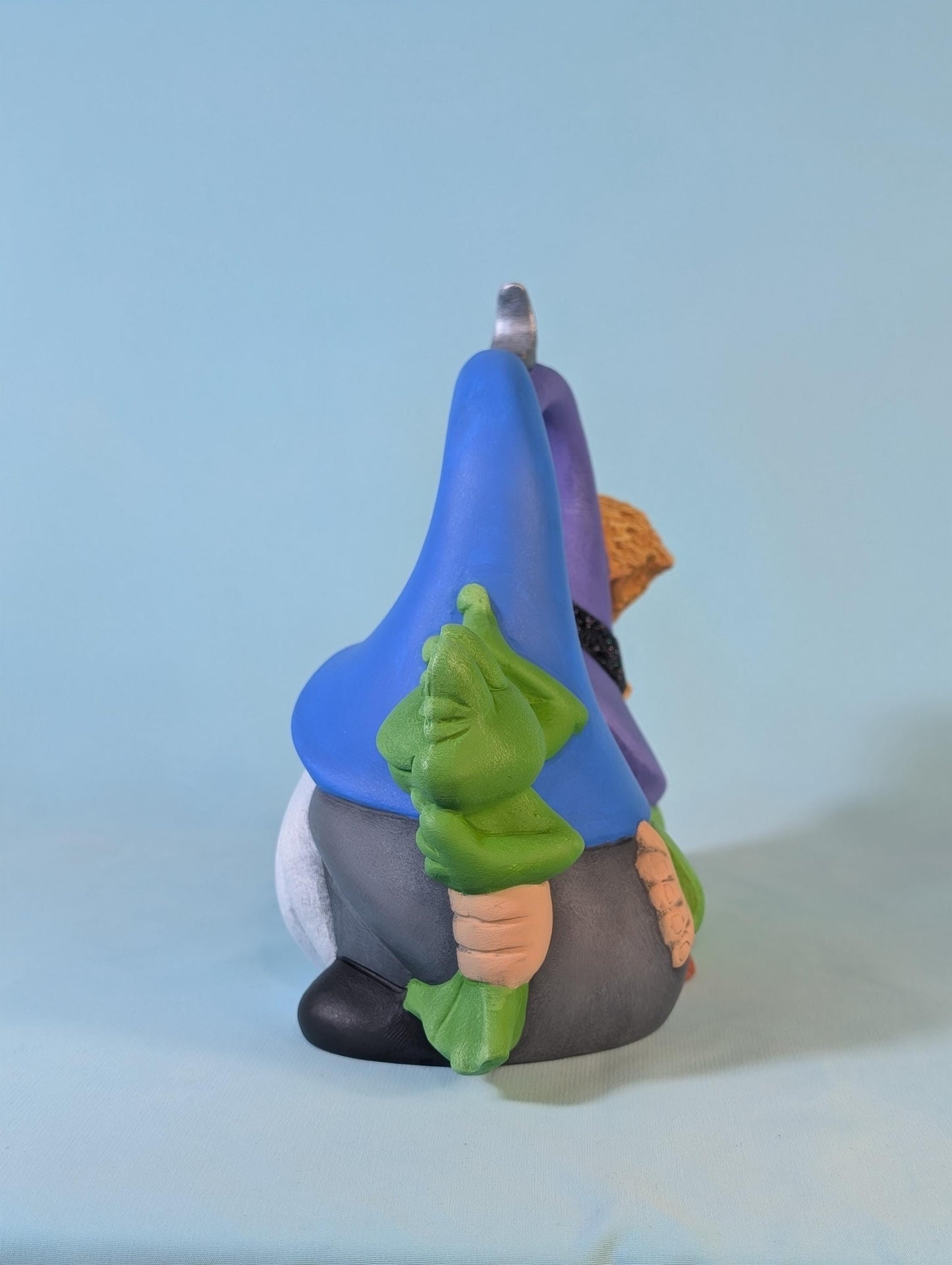 Spooky Halloween Gnome Decor: Adorable Autumn Lover Figurines for Festive Home Decorations