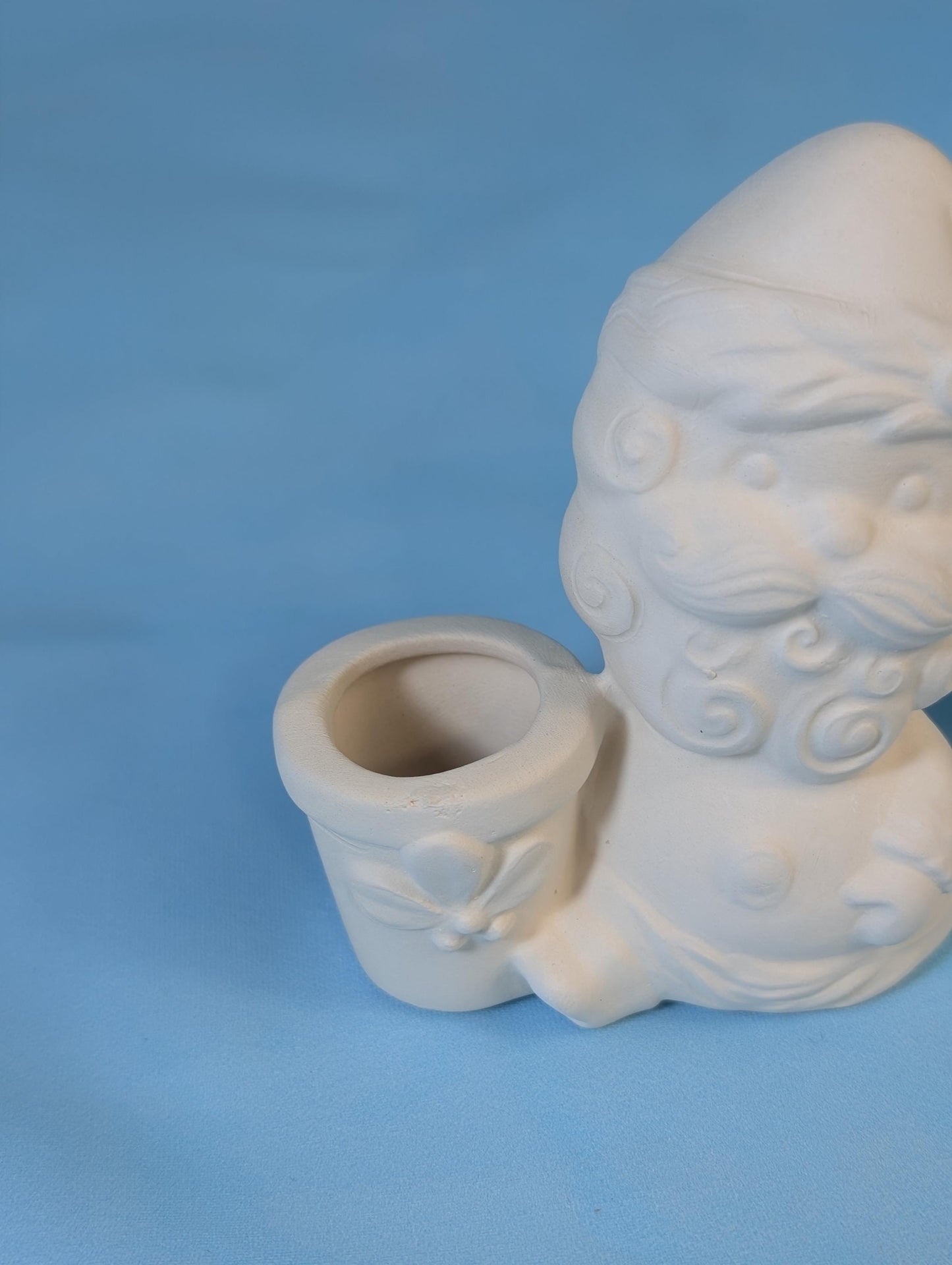 Adorable DIY Santa Claus Candle Holders - Paintable Christmas Decor Set for Festive Crafting