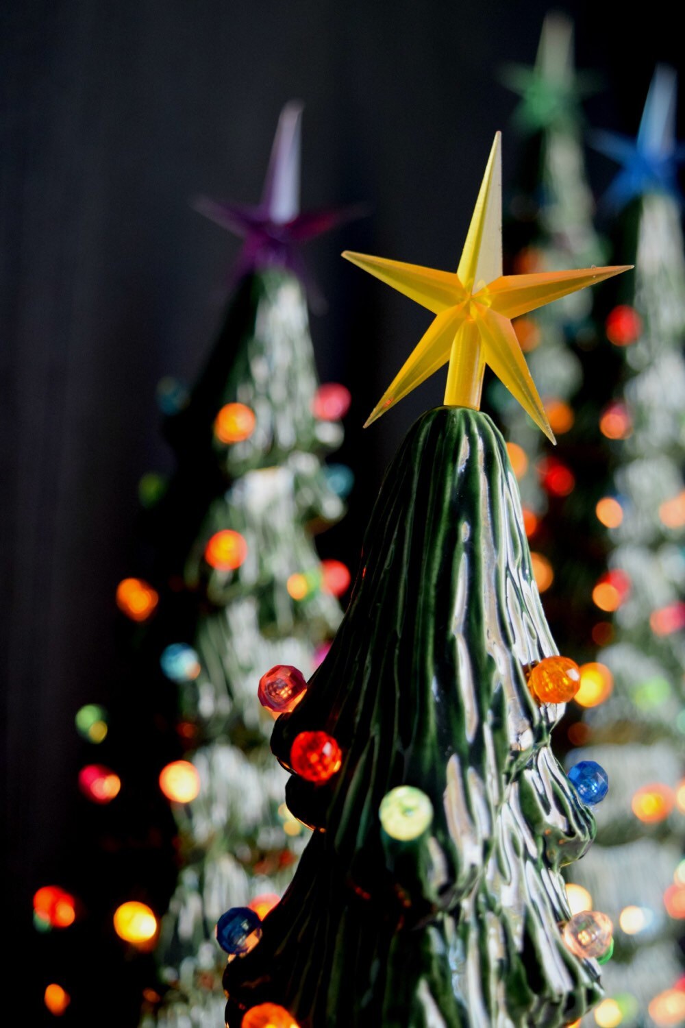 9-inch Slim Lighted Ceramic Christmas Tree Night Light - Vintage Village Centerpiece Gift for Mom