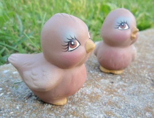 Handmade Ceramic Robin Wedding Cake Topper: Adorable Brown Bird Pair for Rustic Celebration Decor