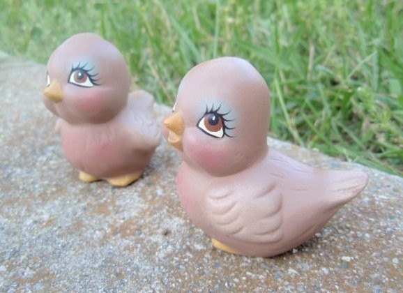 Handmade Ceramic Robin Wedding Cake Topper: Adorable Brown Bird Pair for Rustic Celebration Decor