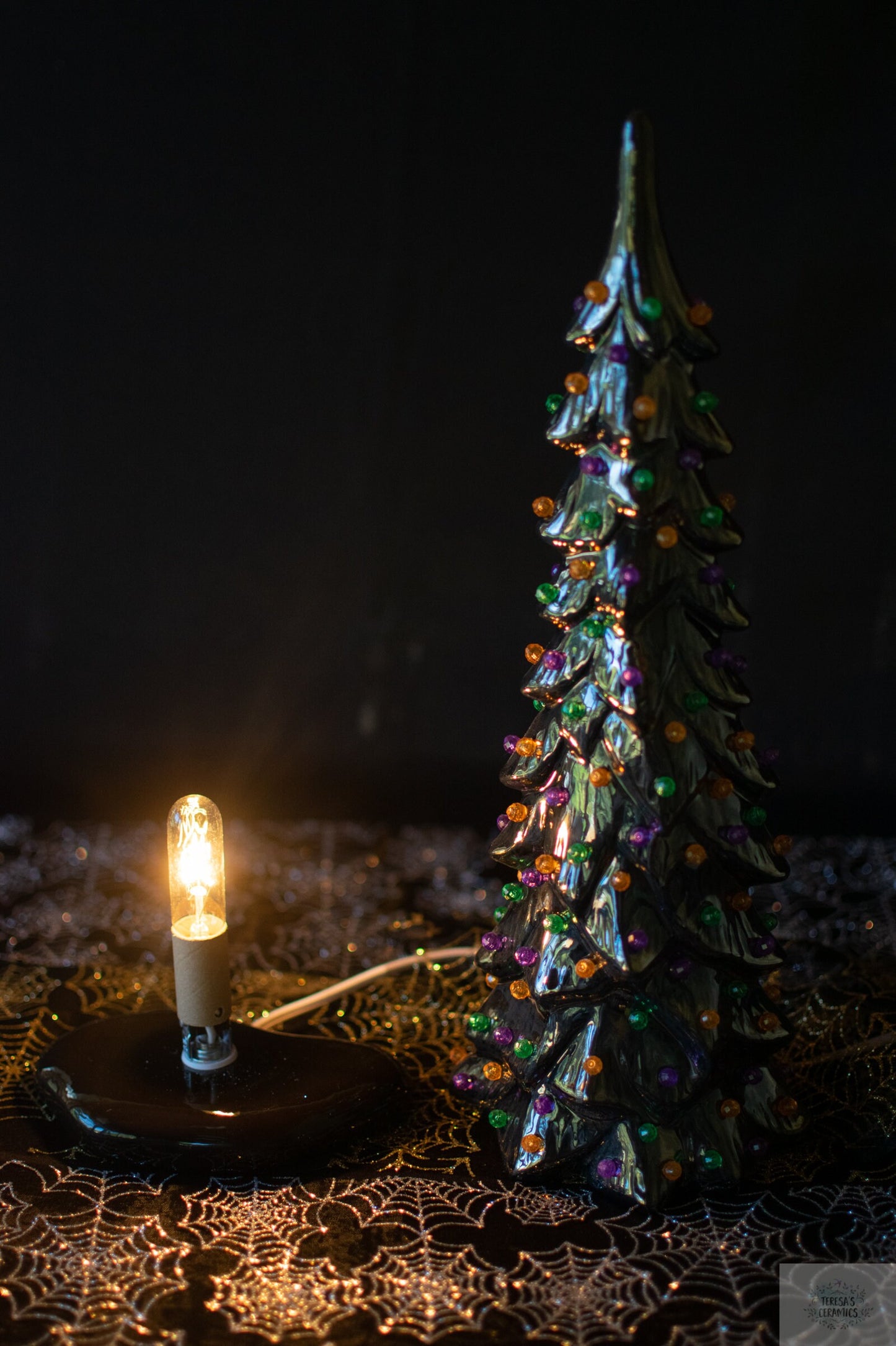 Spooky Halloween Tree | Wispy Pine Light