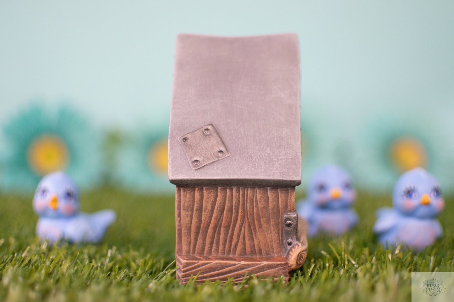 Unique Handcrafted Outdoor Birdhouse Sculpture: Garden Art & Yard Decor for Nature Lovers