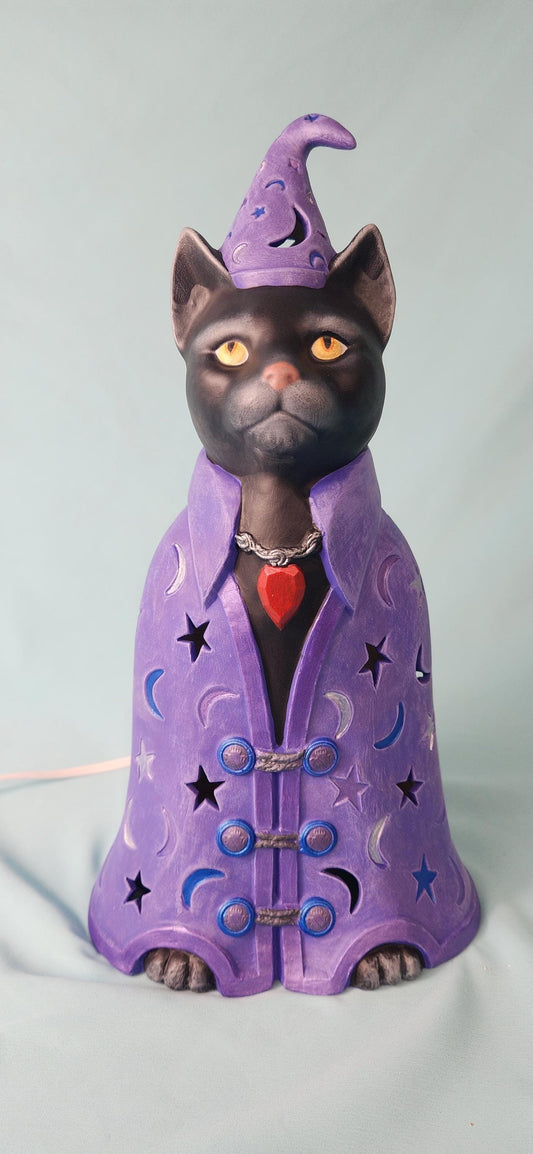 Ceramic Kitten Wizard Light-Up Sculpture: Whiskers the Great Magician - Enchanting Desk Lamp & Decor