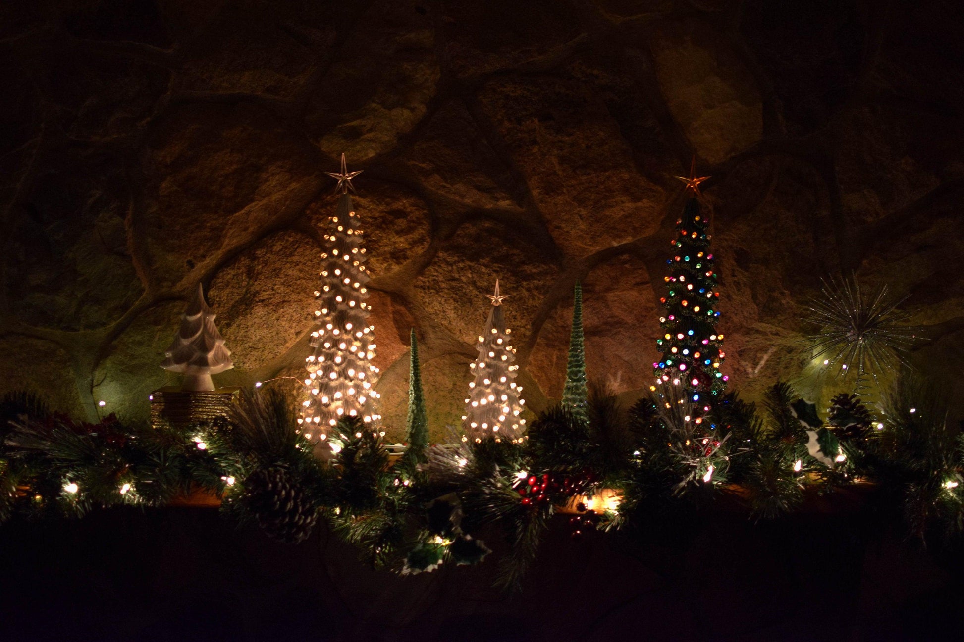 Ceramic Slim Christmas Tree | XS - Teresa&#39;s Ceramics