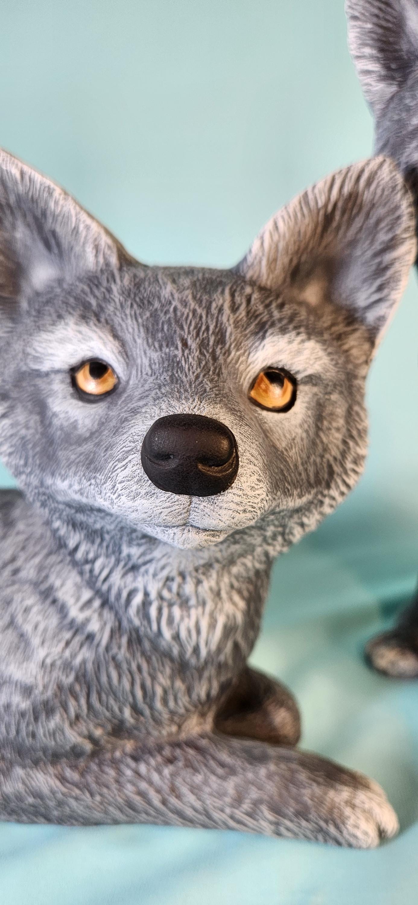 Lifelike Gray Woodland Fox Pair Sculpture - Handcrafted Forest Animal Figurines for Home Decor