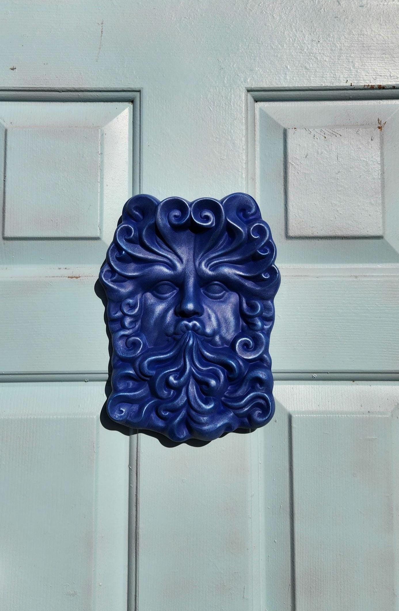 Aquarius Zodiac Garden Face Plaque: Handpainted Ceramic Wall Hanging for Outdoor Yard Decor