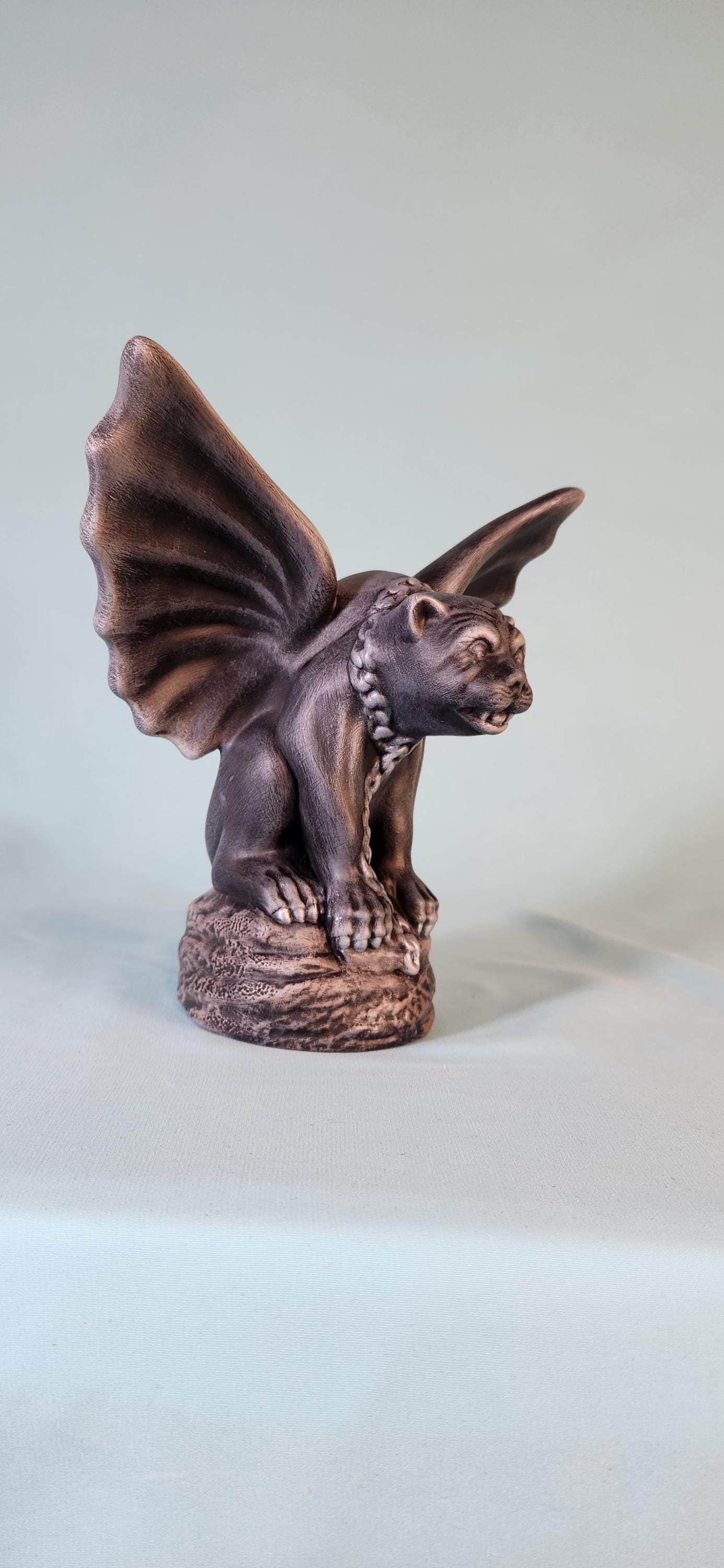 Renaissance Winged Bulldog Gargoyle Statue: Gray Mythical Creature for Garden, Halloween & Spooky Decor
