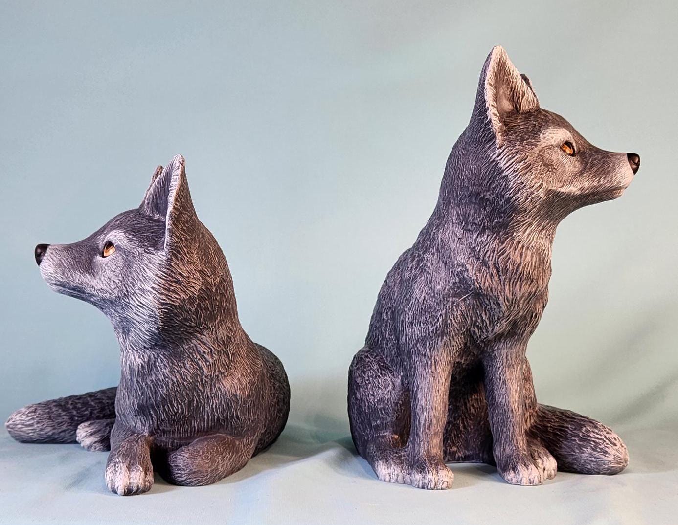 Lifelike Gray Woodland Fox Pair Sculpture - Handcrafted Forest Animal Figurines for Home Decor