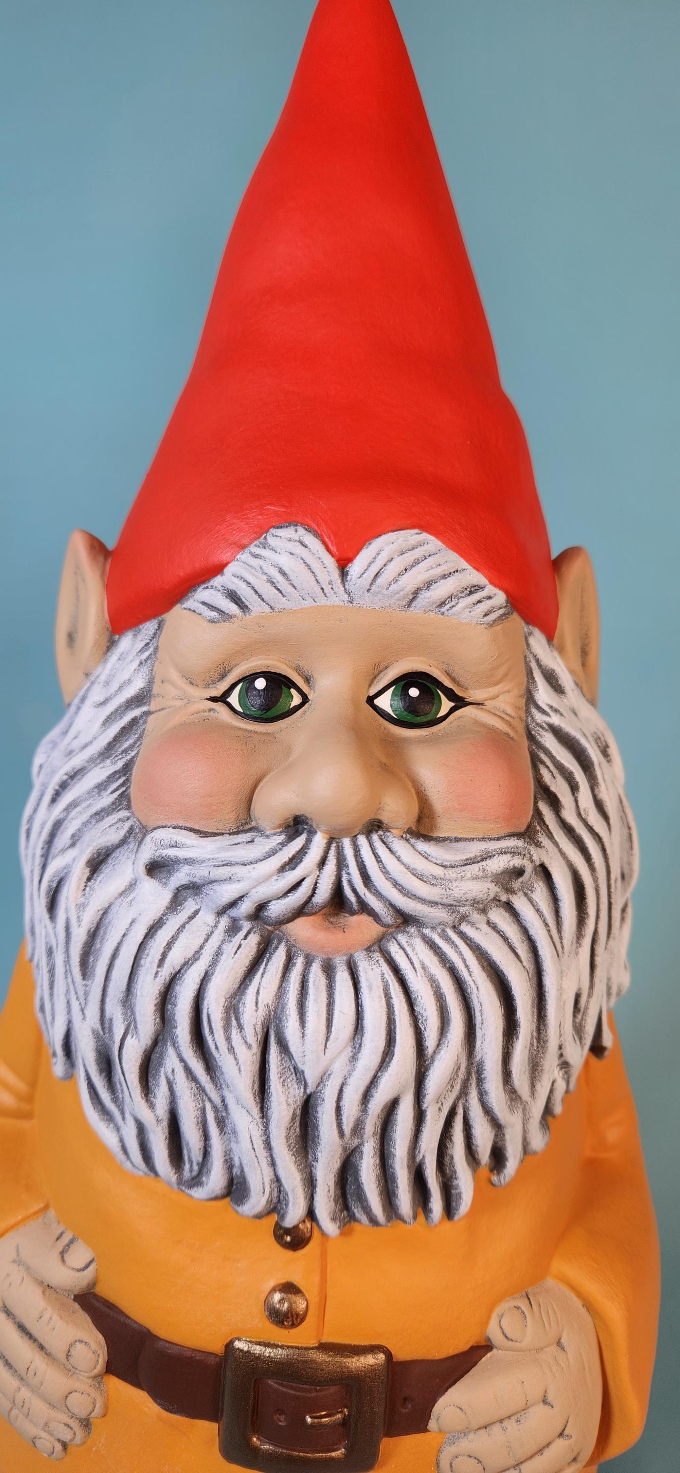 Garden Gnome Outdoor Statue - Yard Art Garden Decor - Ceramic Gnome figurine