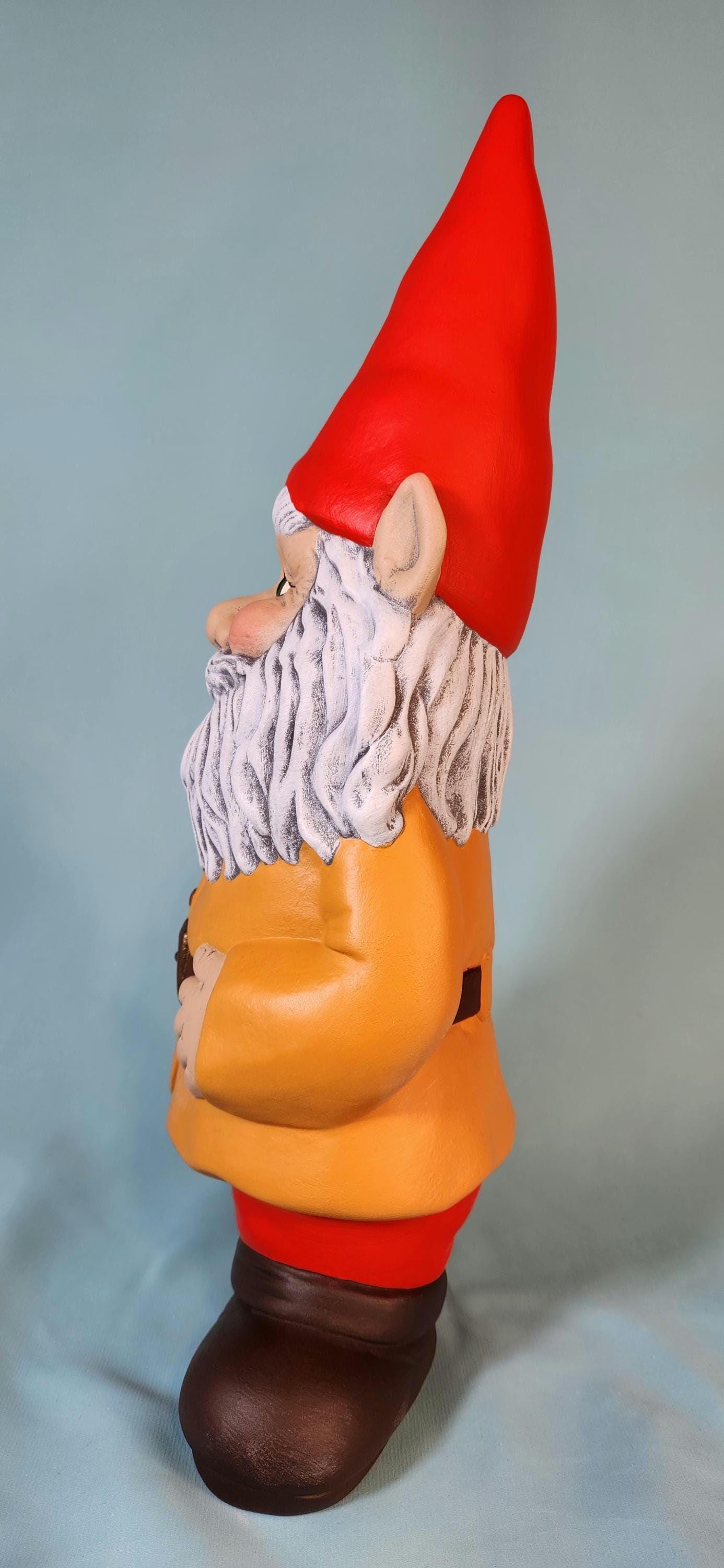 Garden Gnome Outdoor Statue - Yard Art Garden Decor - Ceramic Gnome figurine