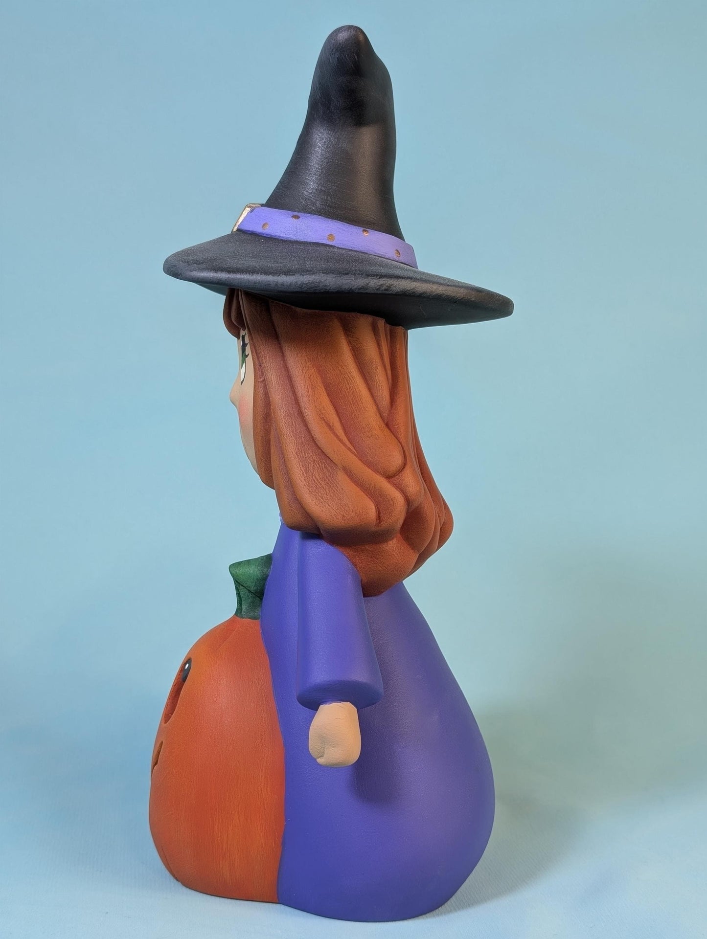 Illuminated Halloween Pumpkin Witch Decoration: Spooky Cute Light-Up Decor for Festive Ambiance