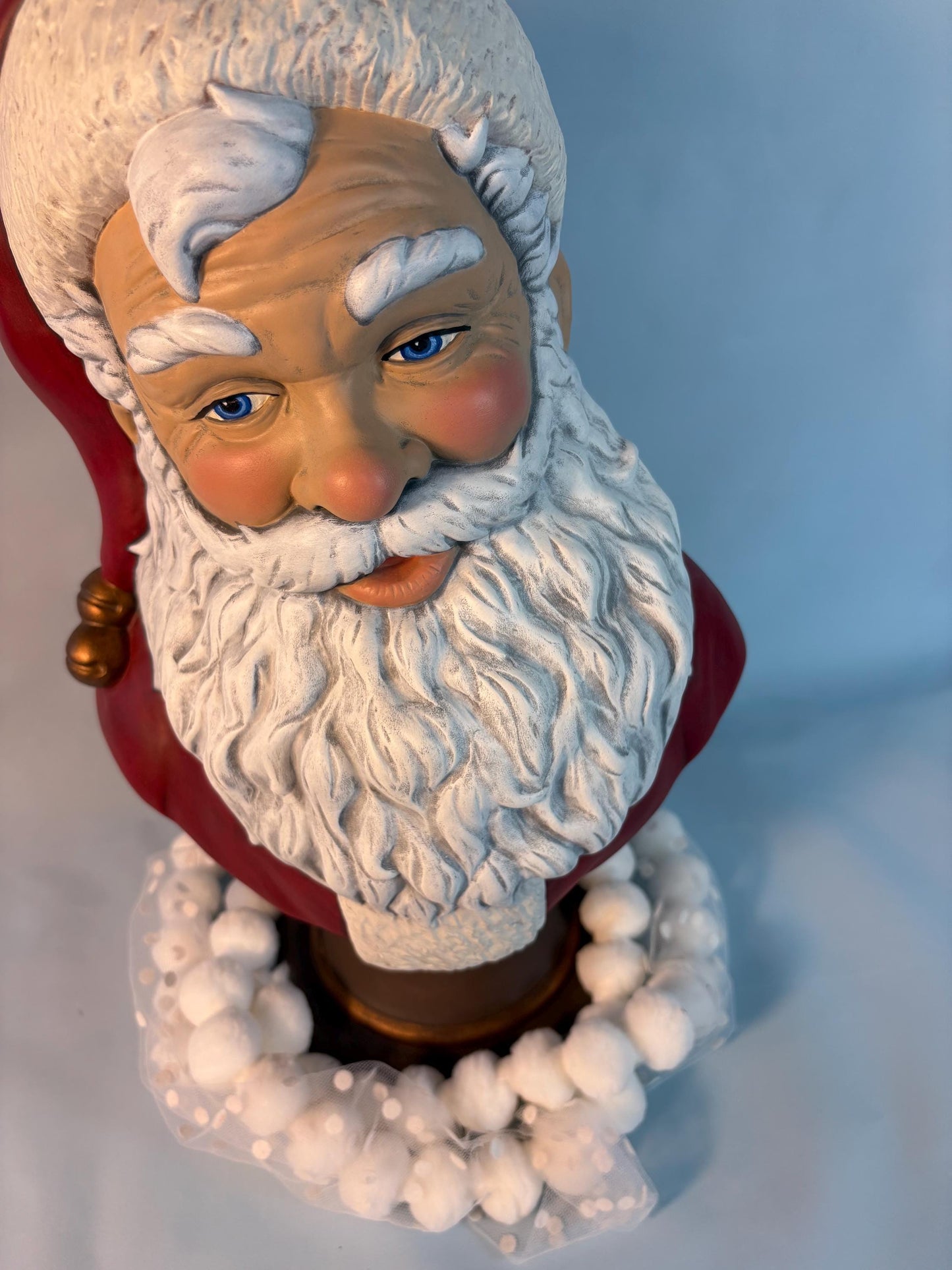 Beautiful Santa Bust Ceramic Decor