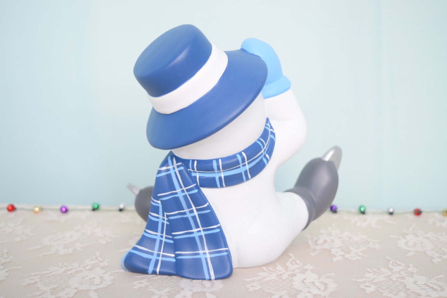 Snowman decor - Ceramic snowman - Snowman with ice skates - Snowman with scarf and tophat -crying snowman - falling down snowman - gift idea - Teresa's Ceramics